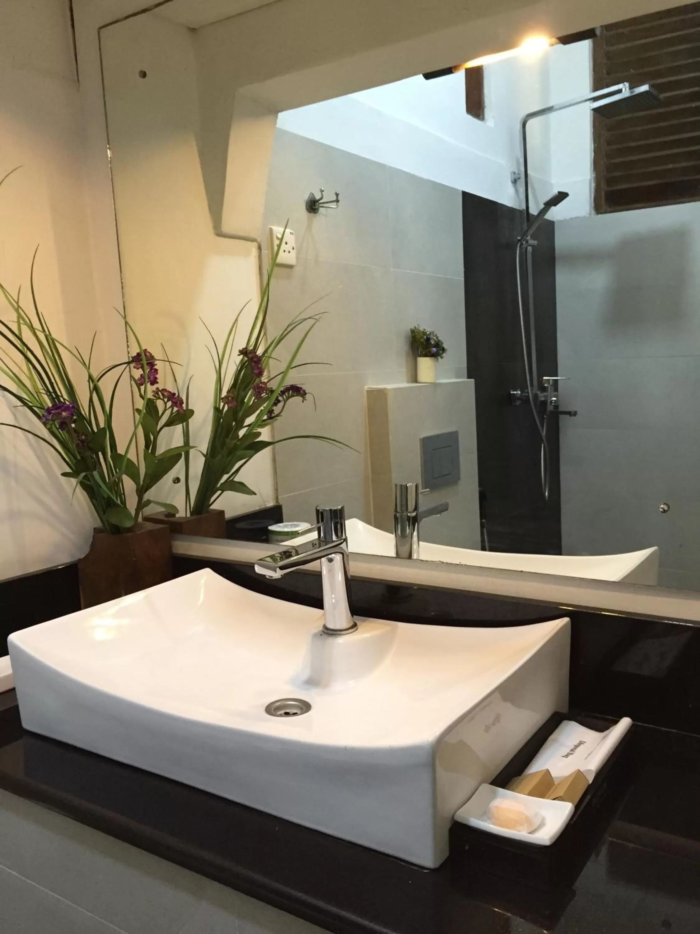 Bathroom in Highbury Colombo