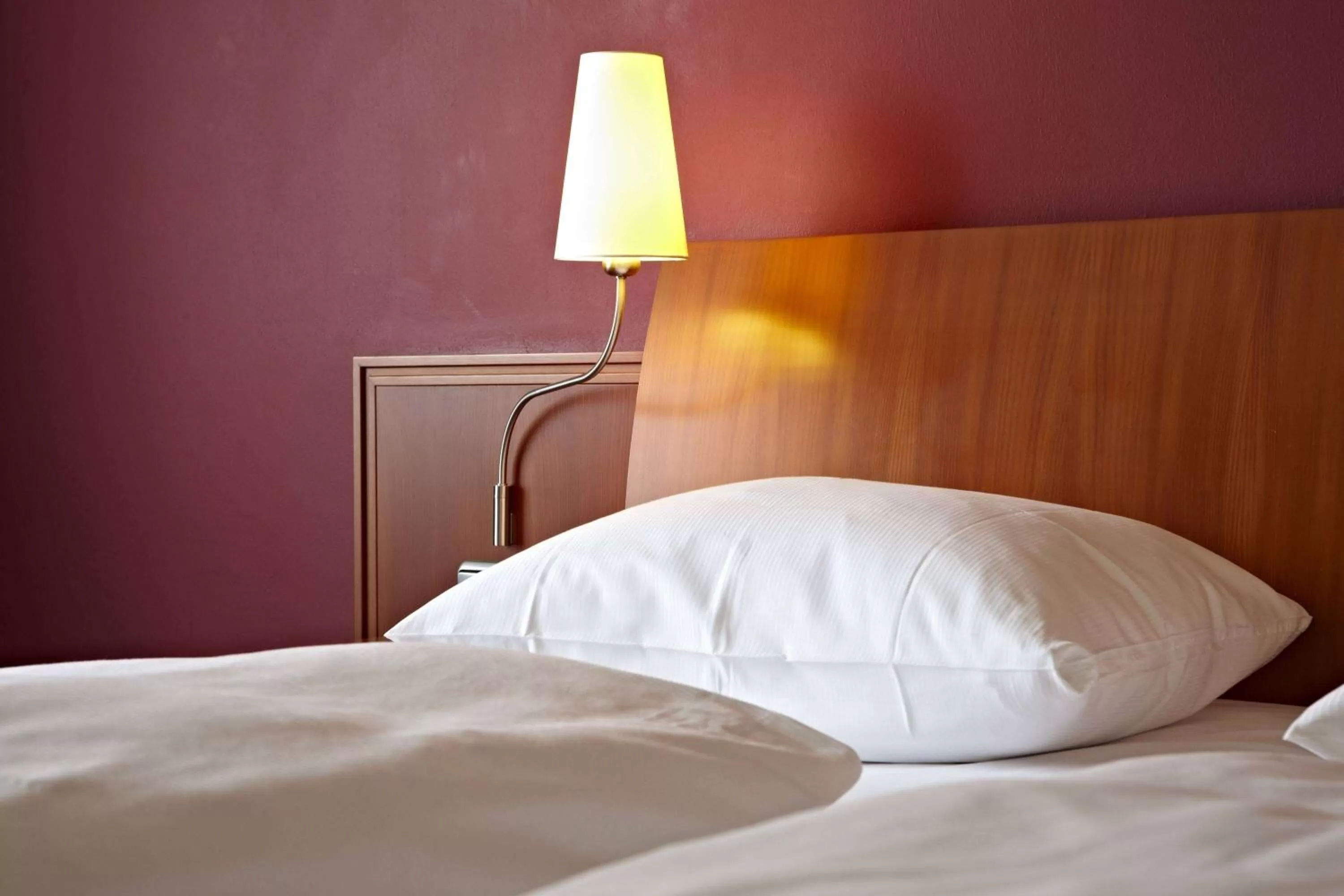 Photo of the whole room, Bed in Vienna House by Wyndham Sonne Rostock