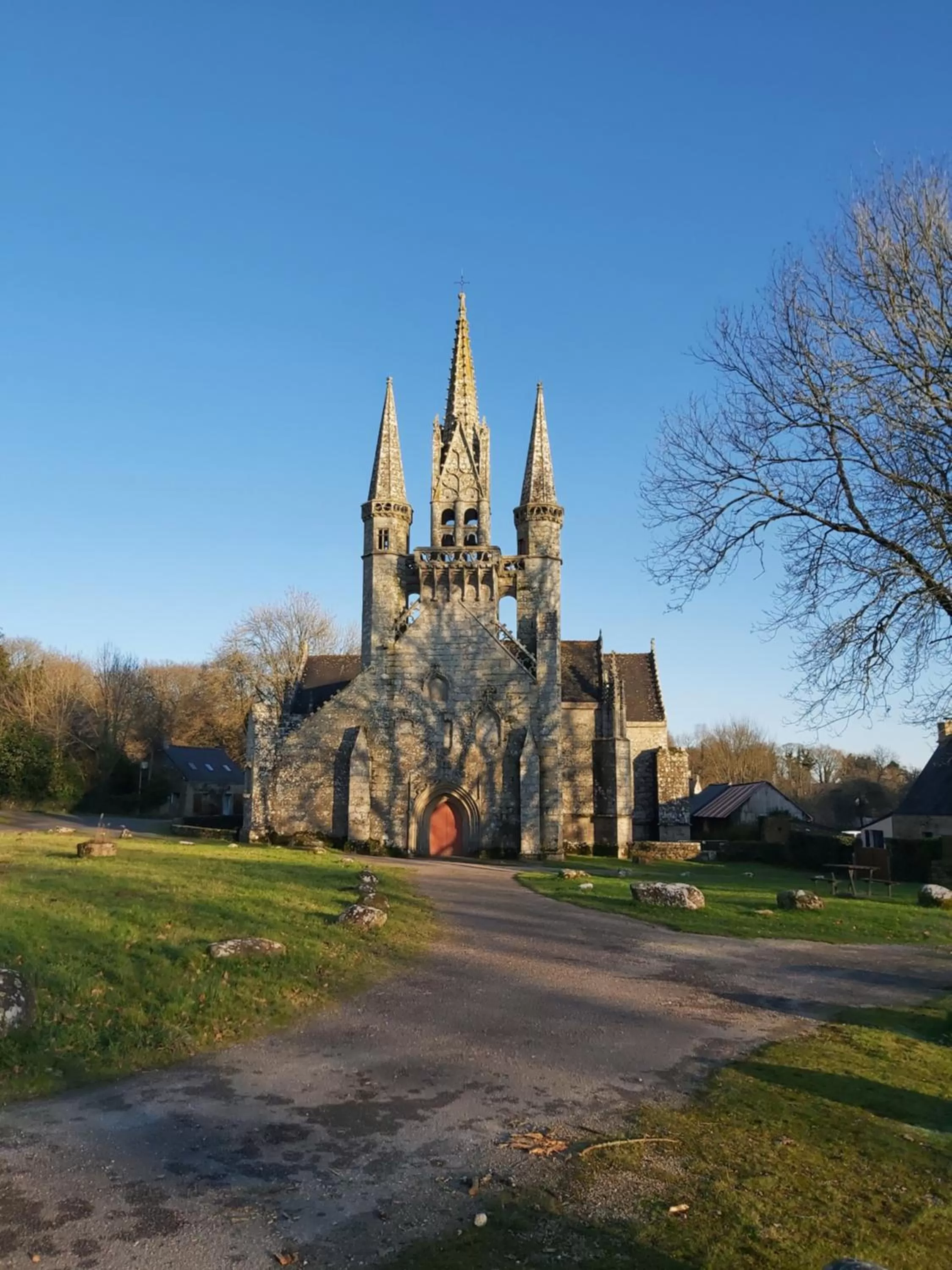 Nearby landmark, Property Building in LES DEUX RIVIERES - Chambres & Table d'Hôtes -