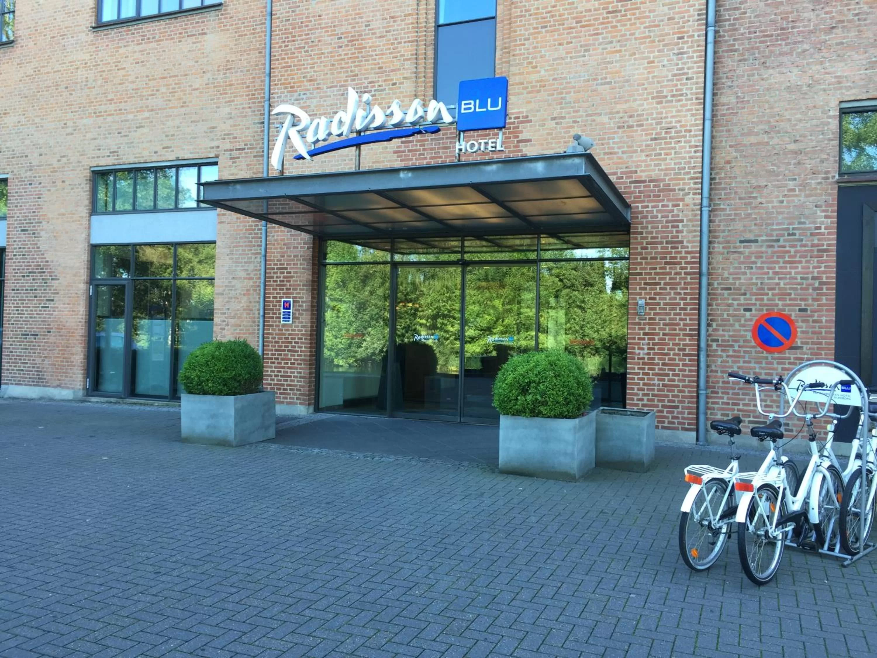 Facade/entrance in Radisson Hotel Papirfabrikken Silkeborg