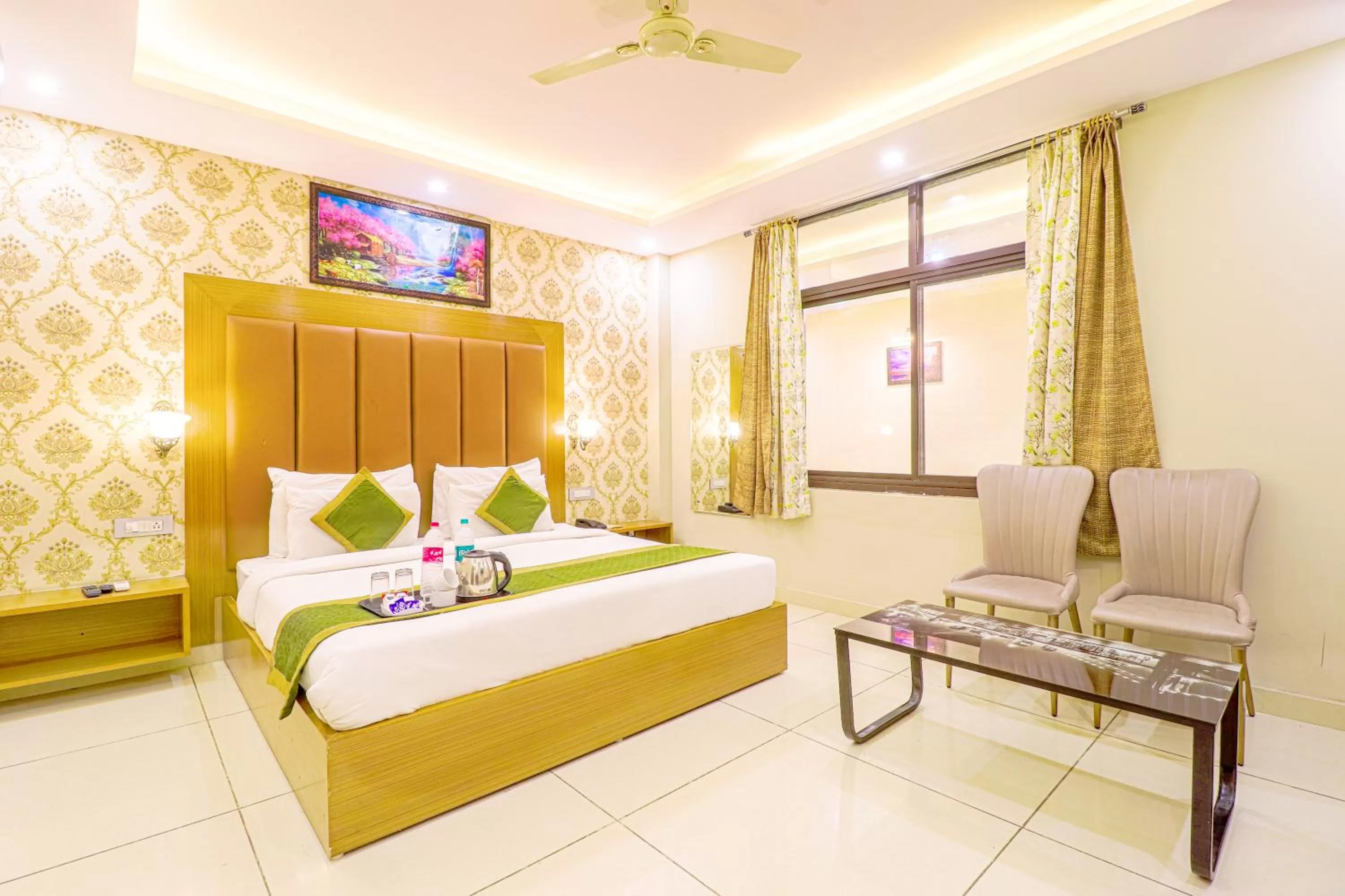 Bed in The Glory Hotel