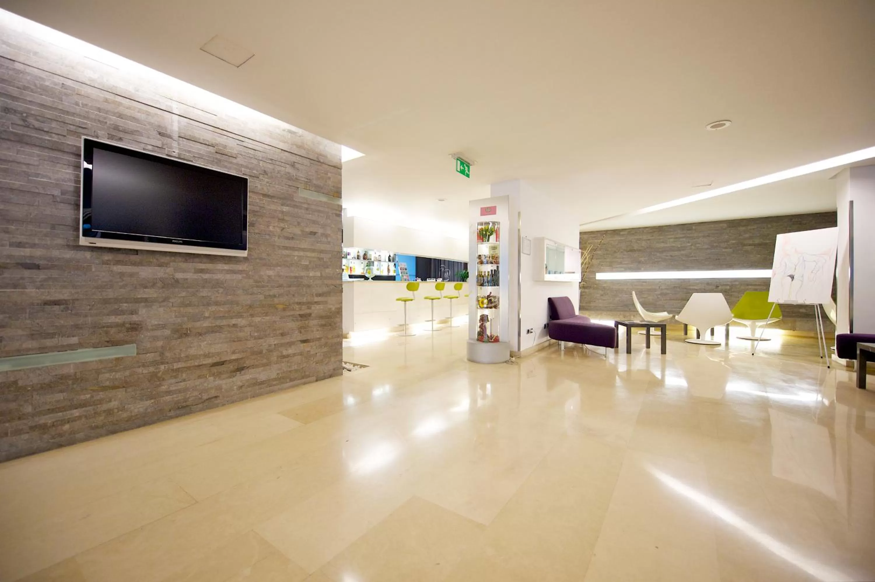 Lobby or reception in Mercure Palermo Centro