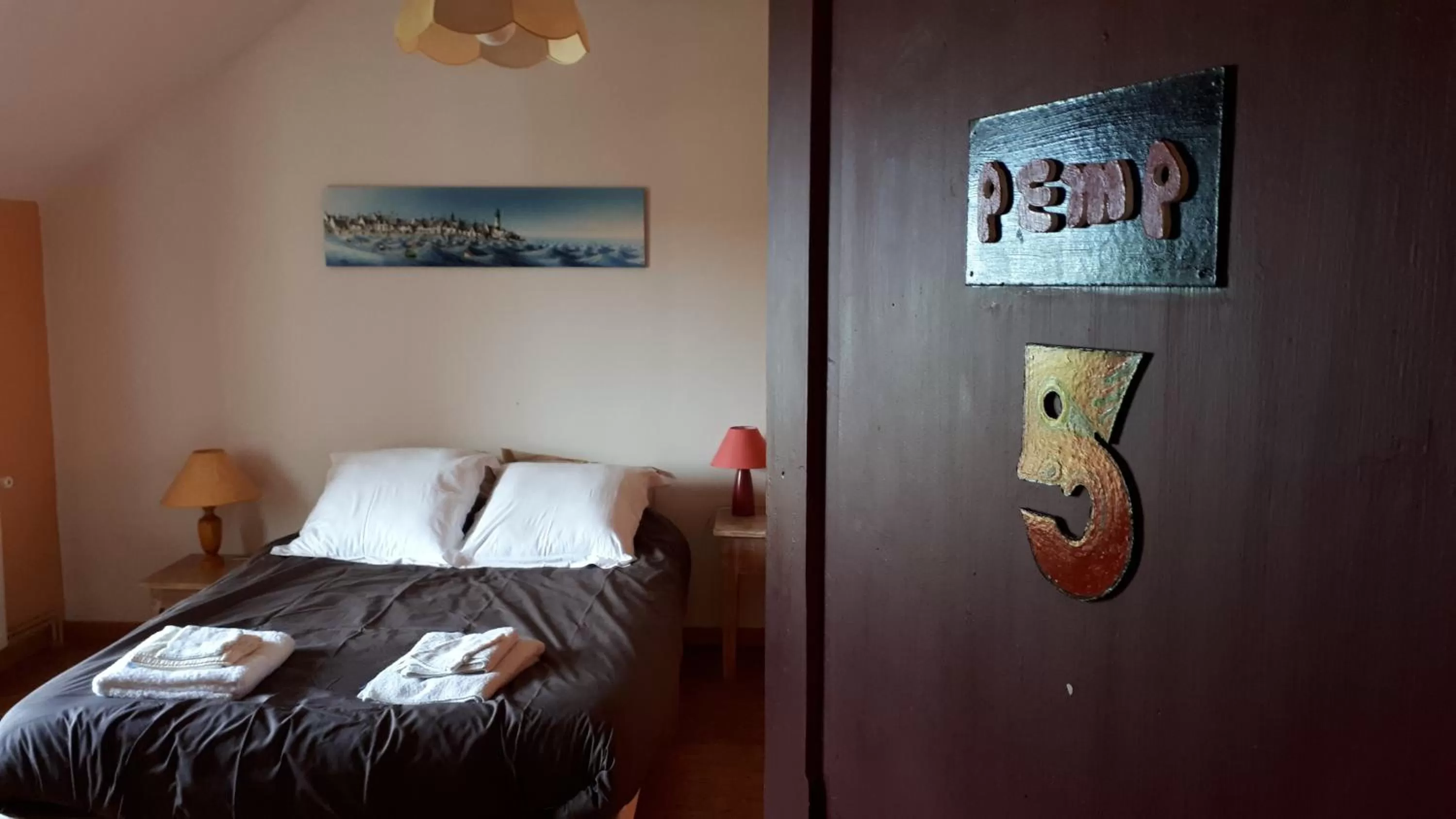 Photo of the whole room, Bed in Les Hortensias - Chambres d'Hôtes