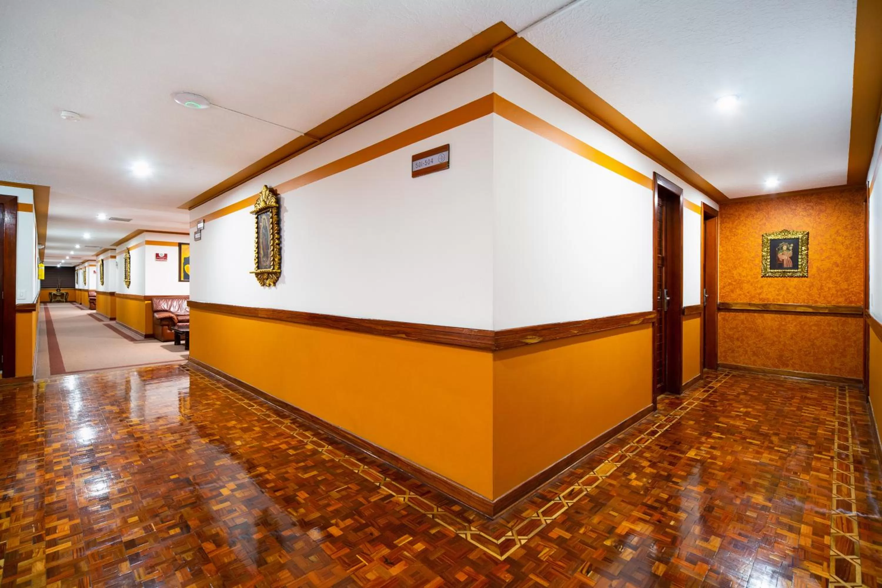 On site in Hotel Don Saul