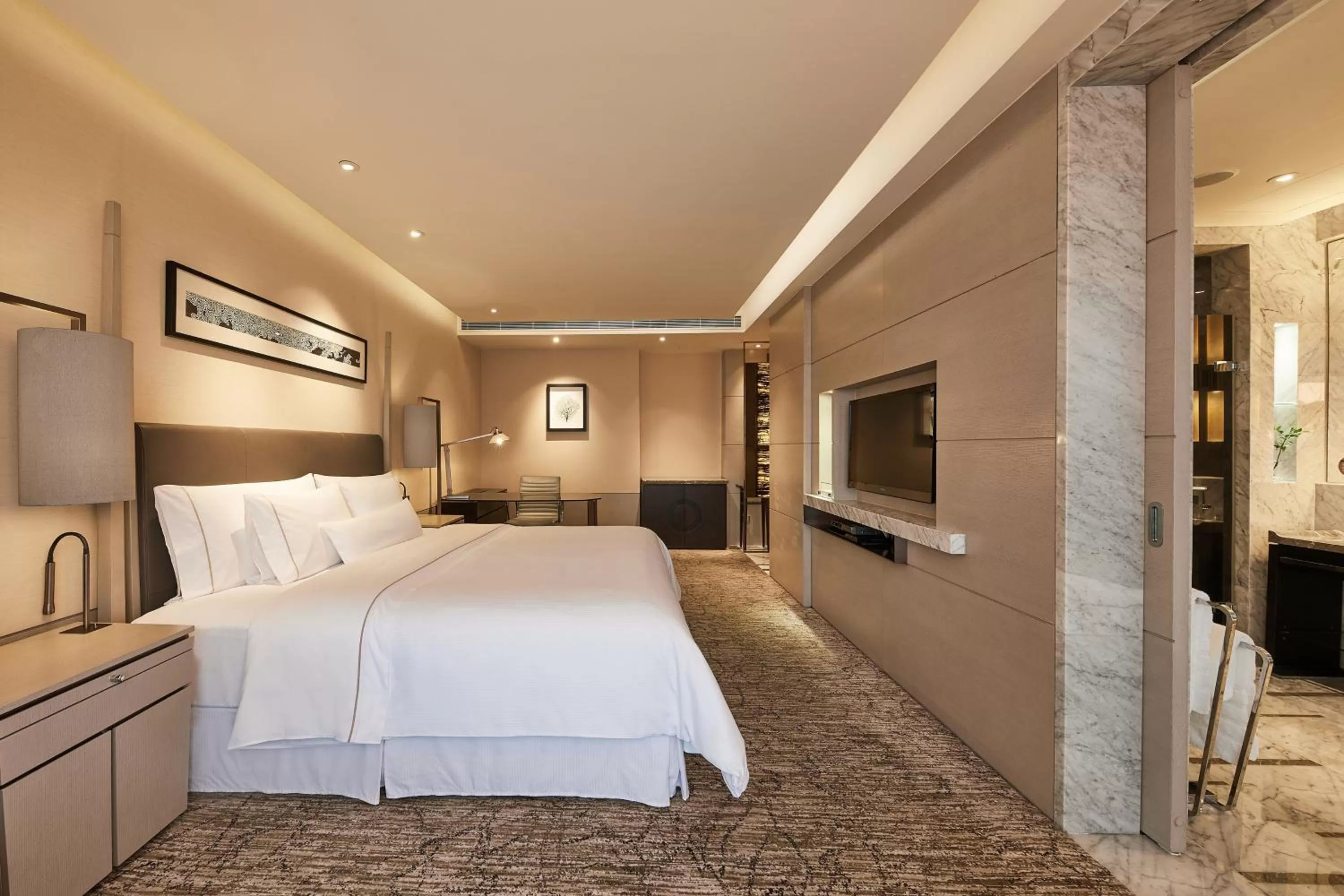 Photo of the whole room, Bed in The Westin Ningbo