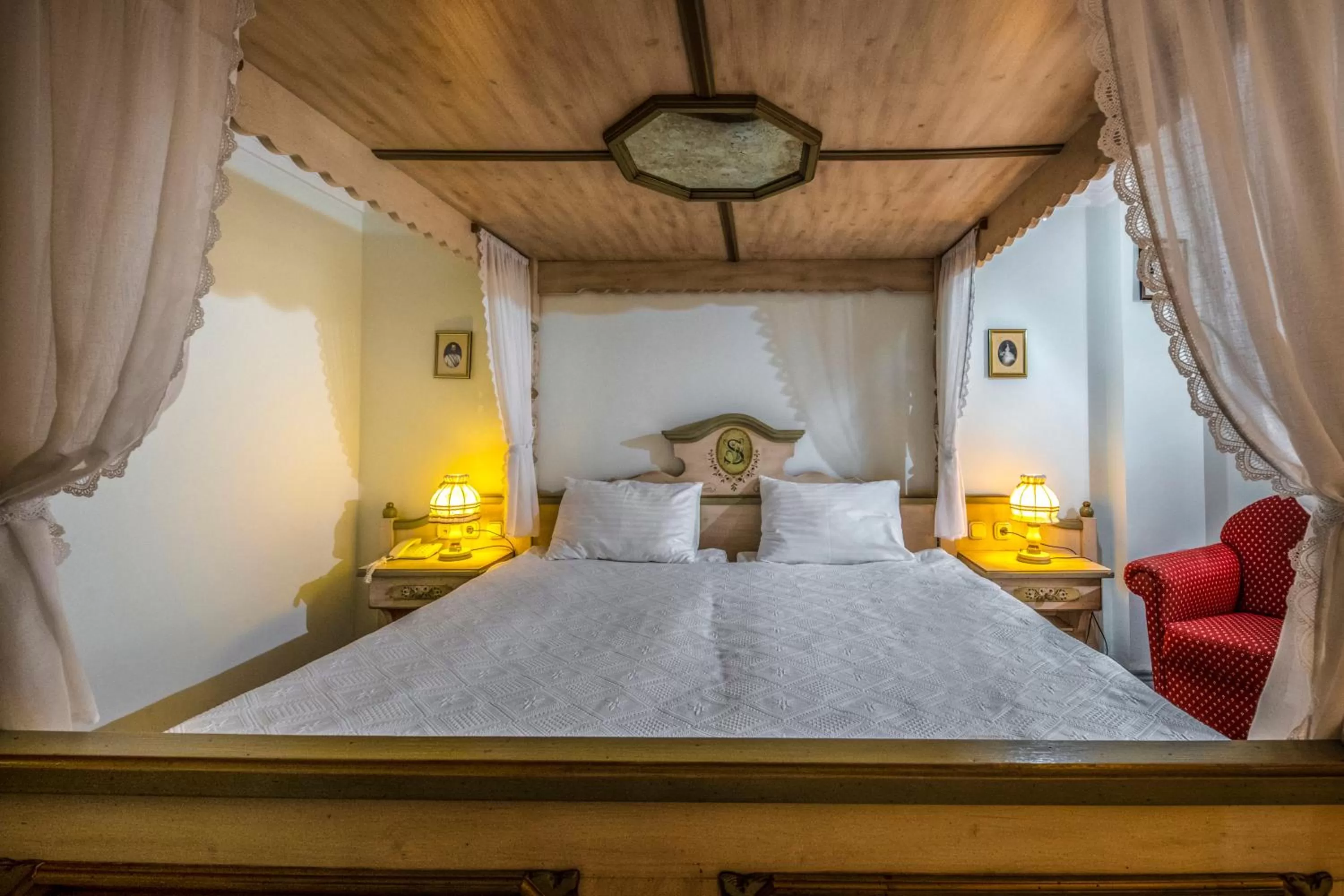 Bedroom, Bed in Corvin Hotel Budapest Sissi Wing