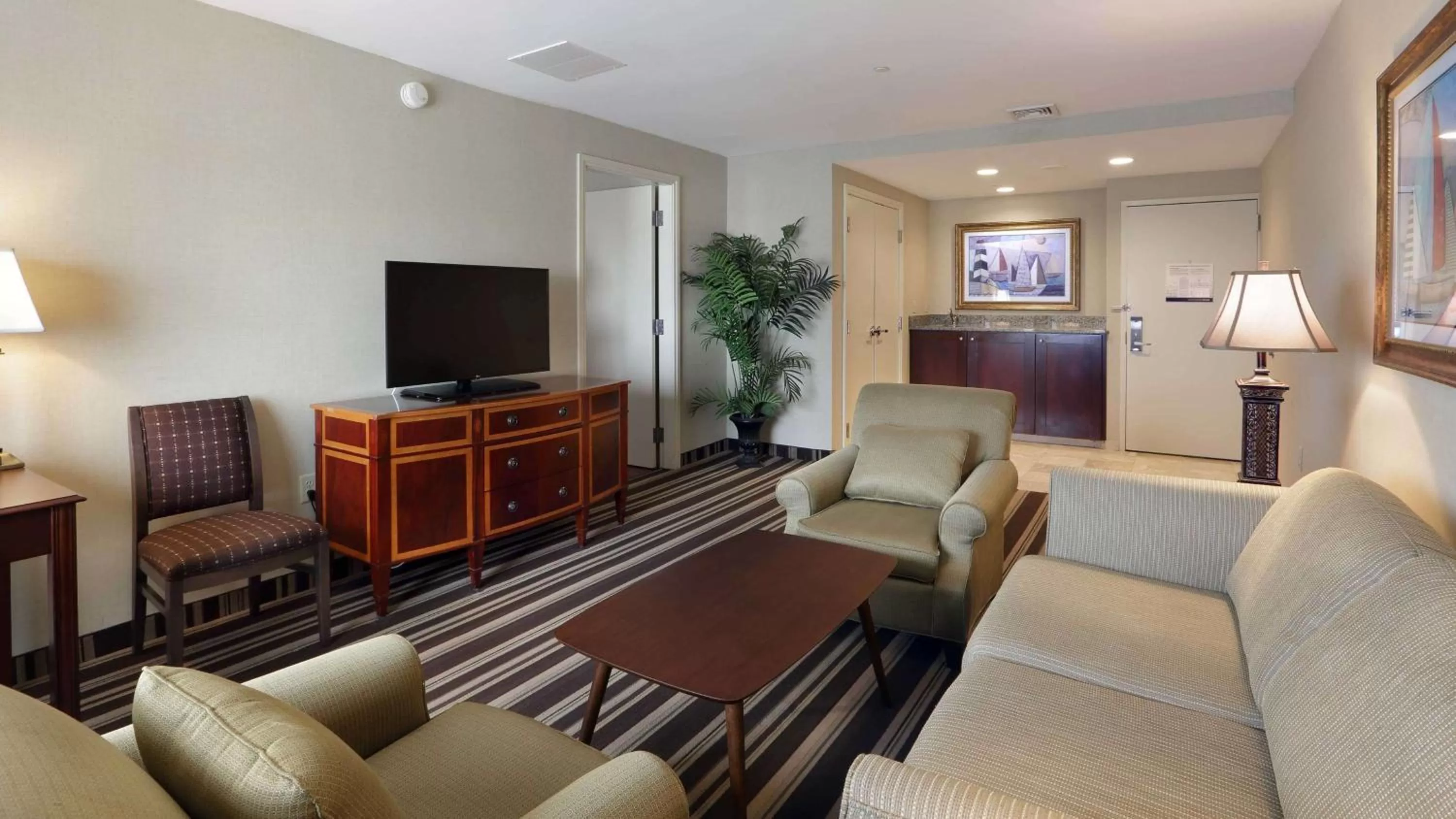 Living room in Hampton Inn Boston-Natick