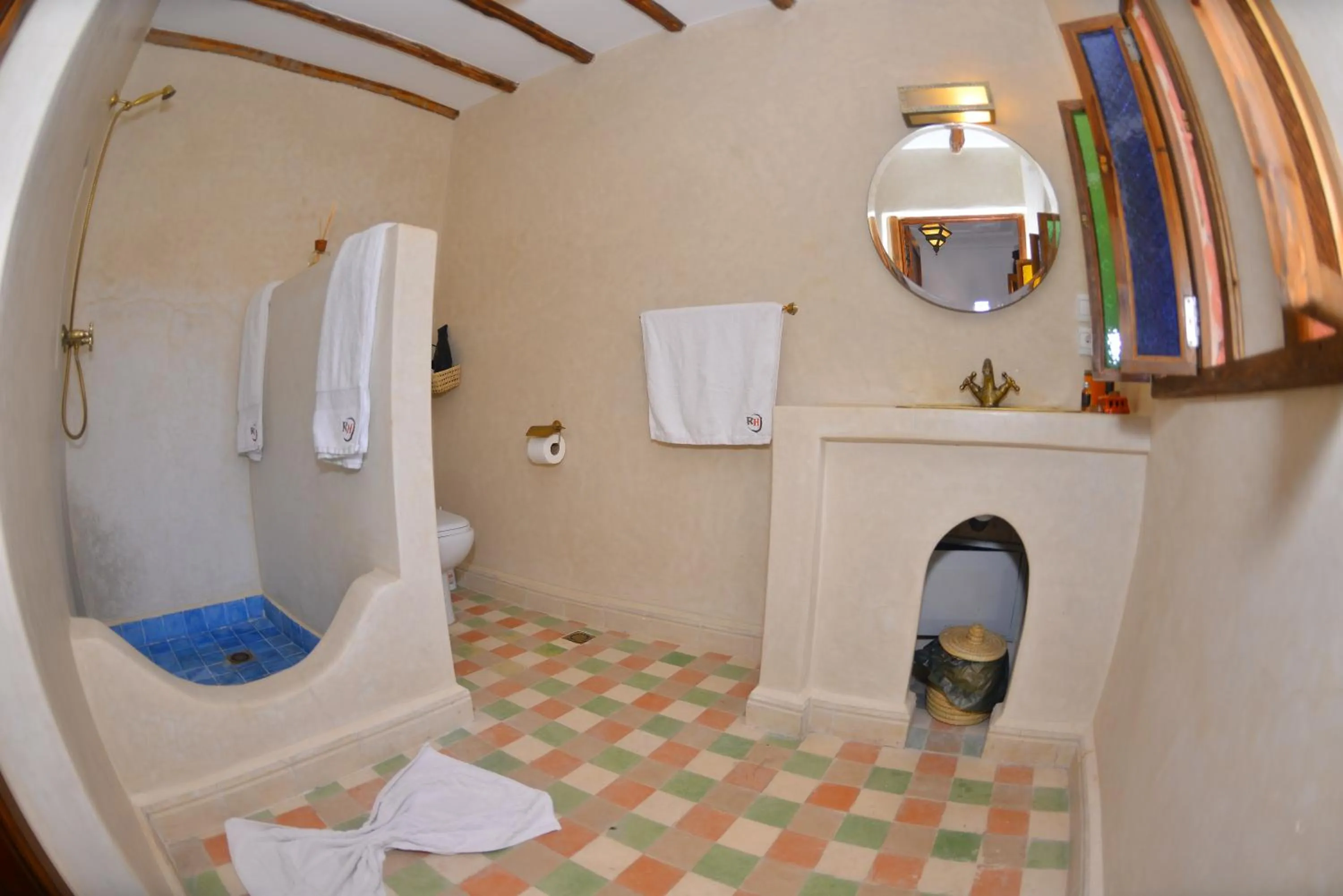 Toilet in Riad Hidden