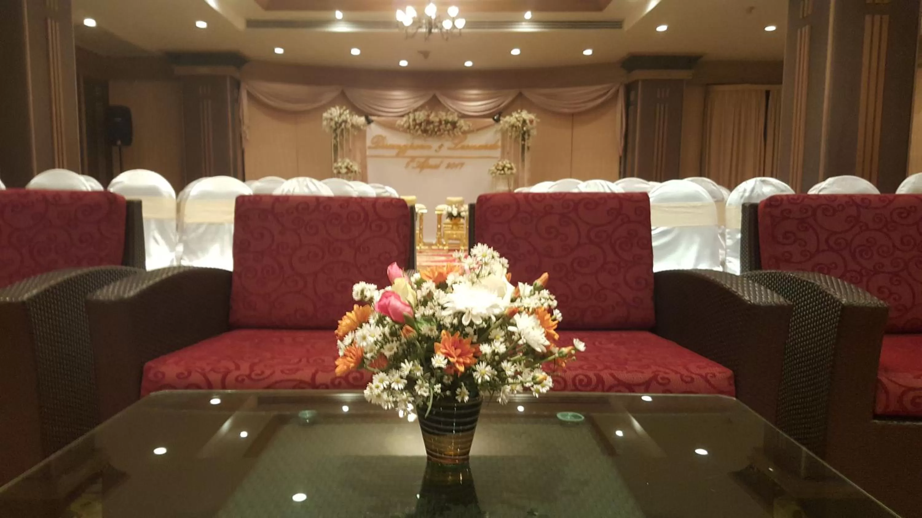 Banquet/Function facilities in Long Beach Cha-Am Hotel