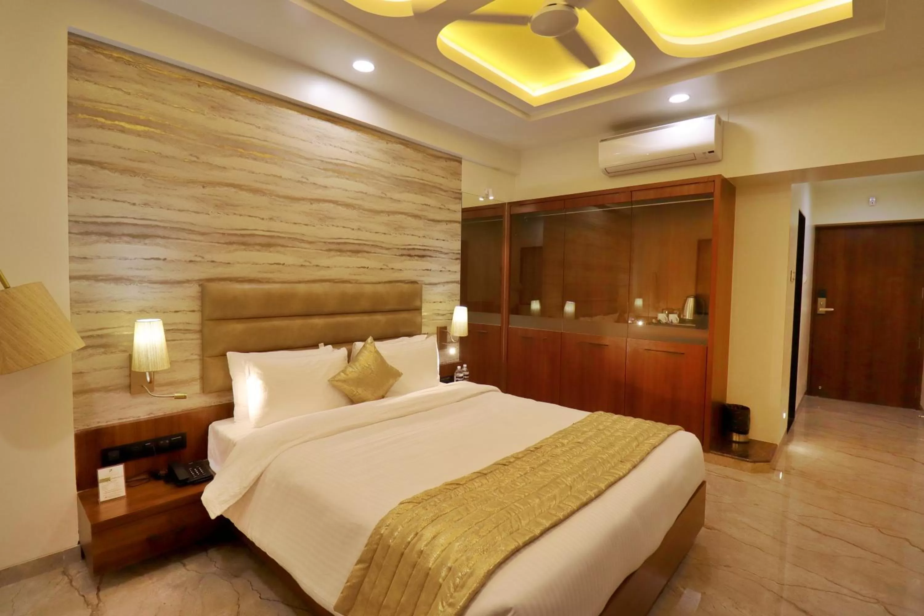 View (from property/room), Bed in Four Petals Executive by LHMS