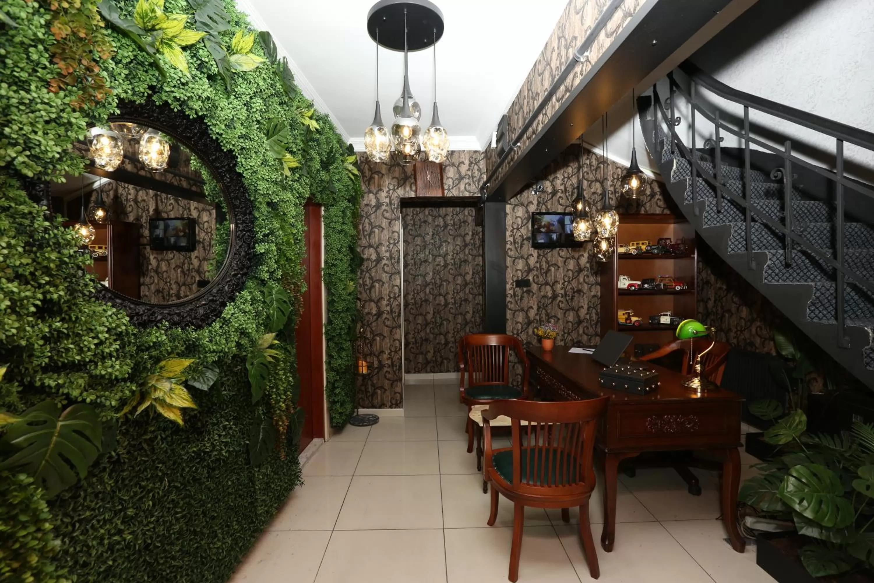 Lobby or reception in Perazre Hotel