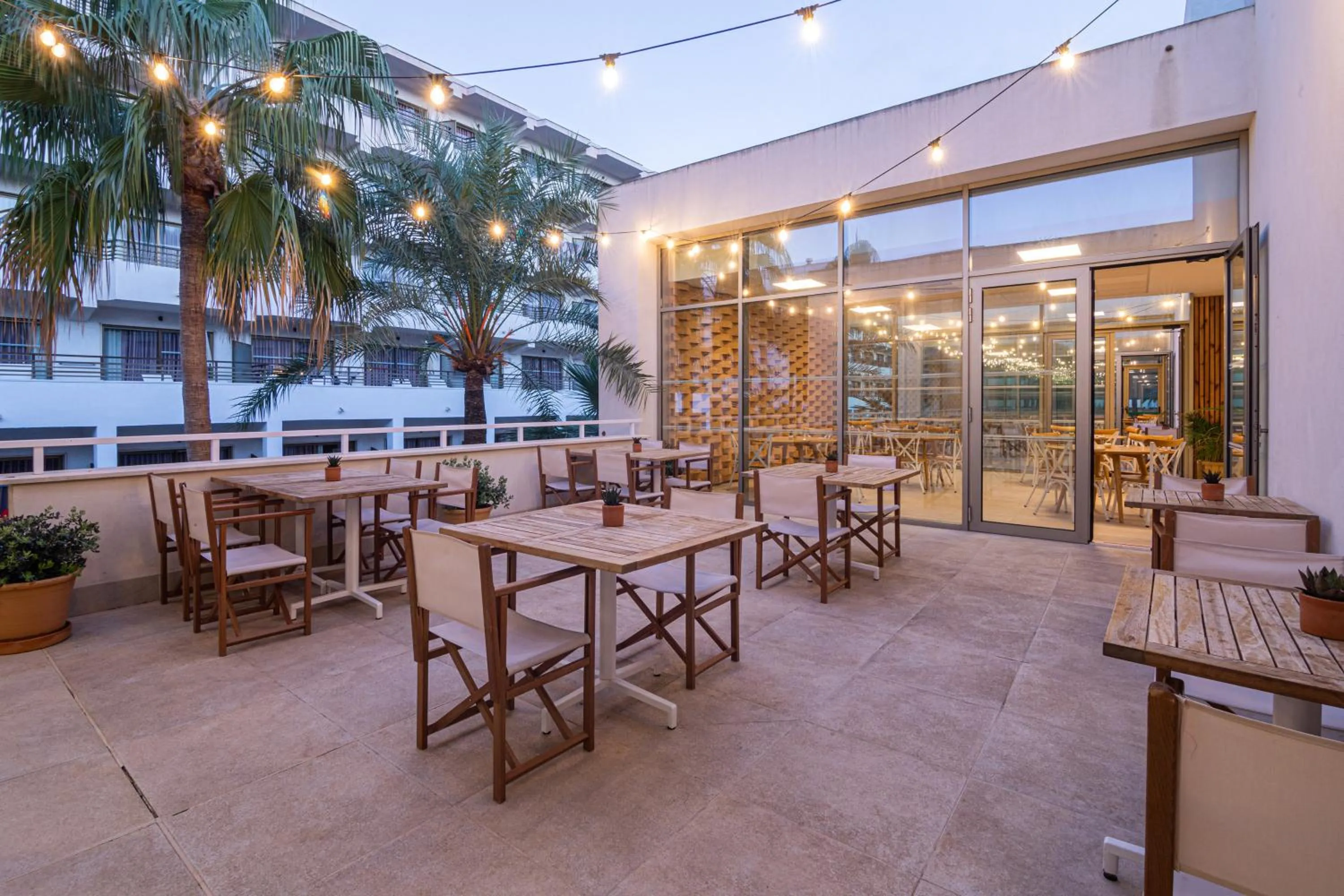 Restaurant/places to eat in INNSiDE by Meliá Alcudia