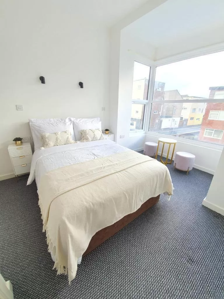 Bed in Alexandra Hotel