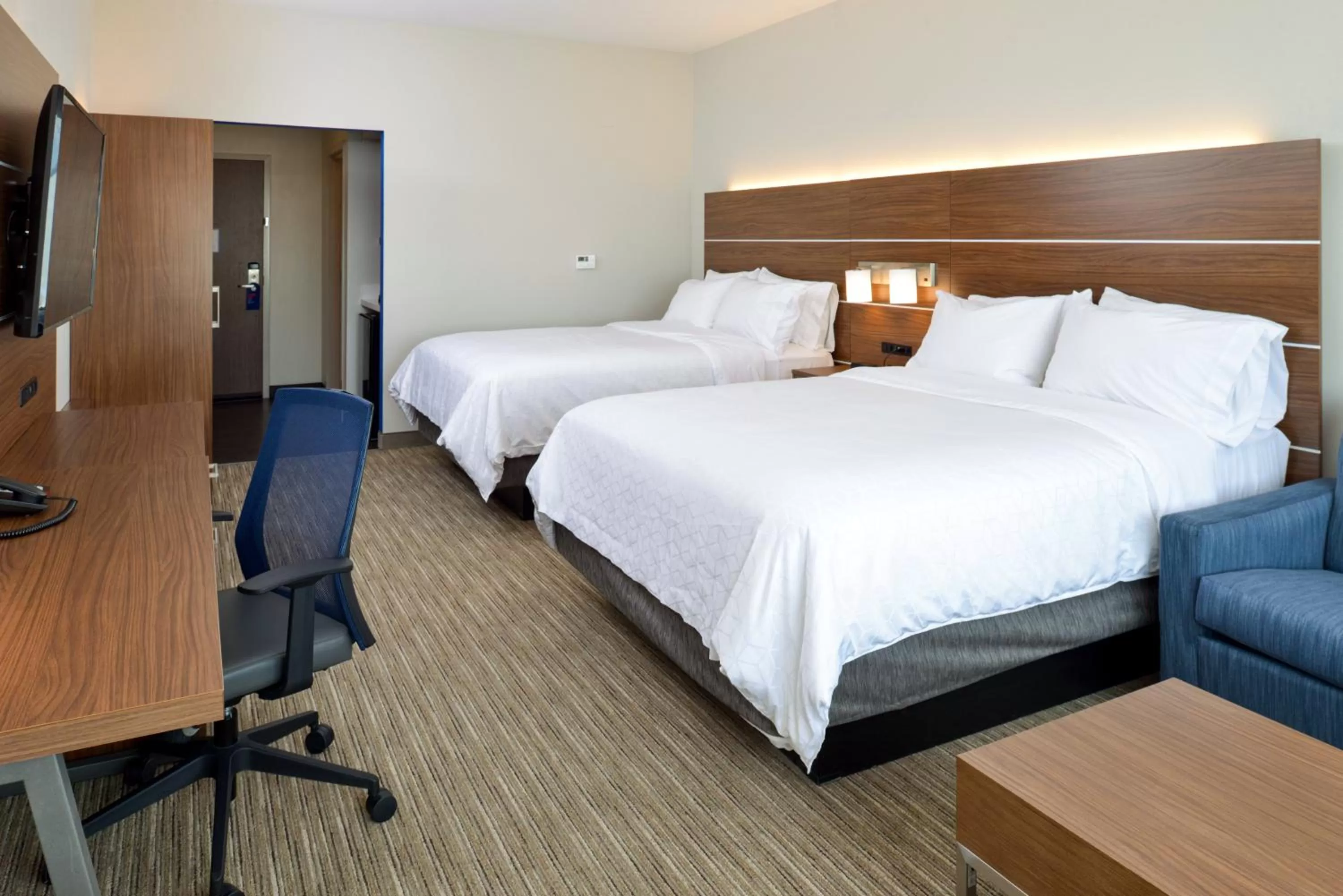 Photo of the whole room, Bed in Holiday Inn Express & Suites - Elko by IHG