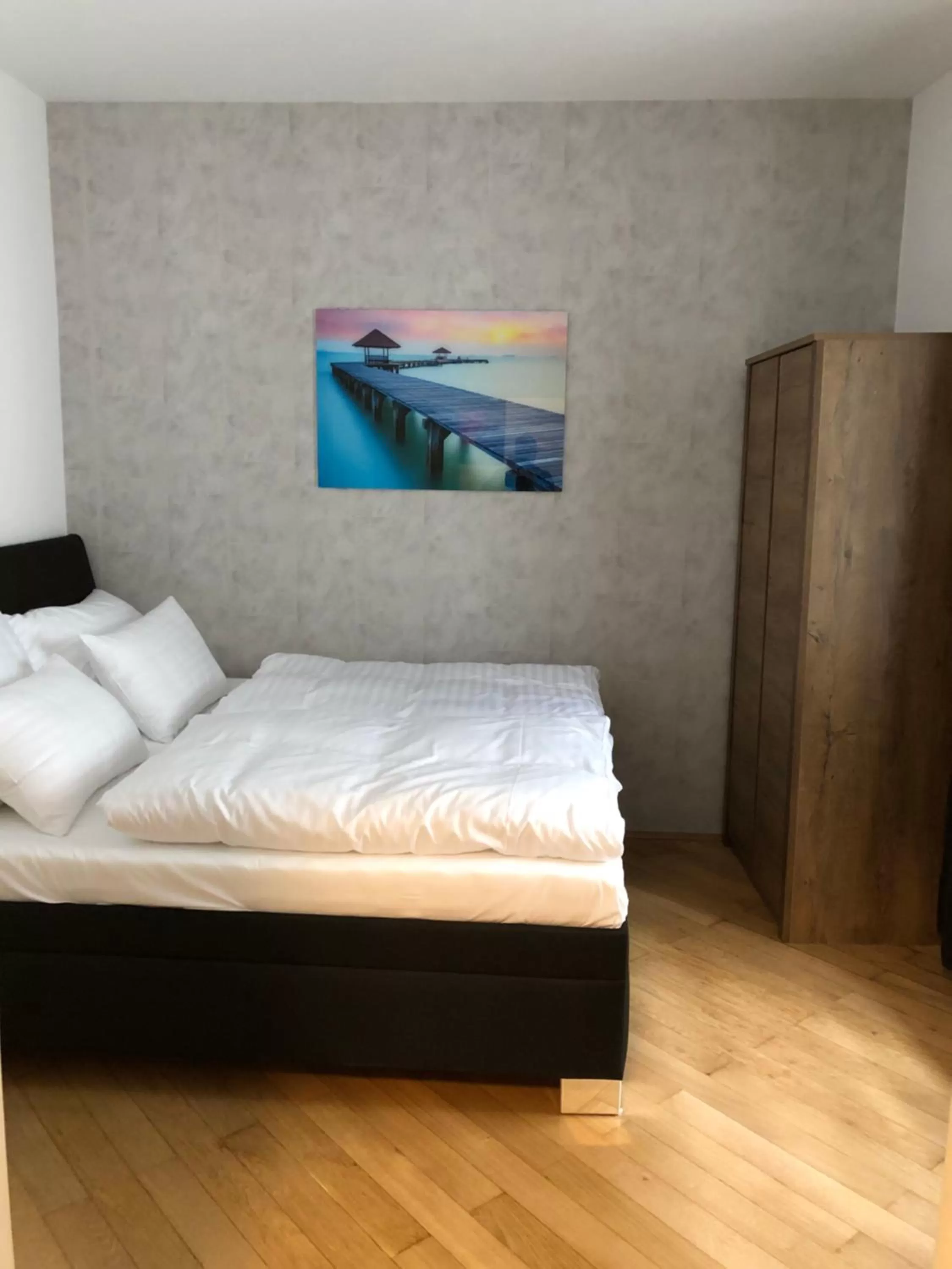 Bedroom, Bed in Aapartamentoos