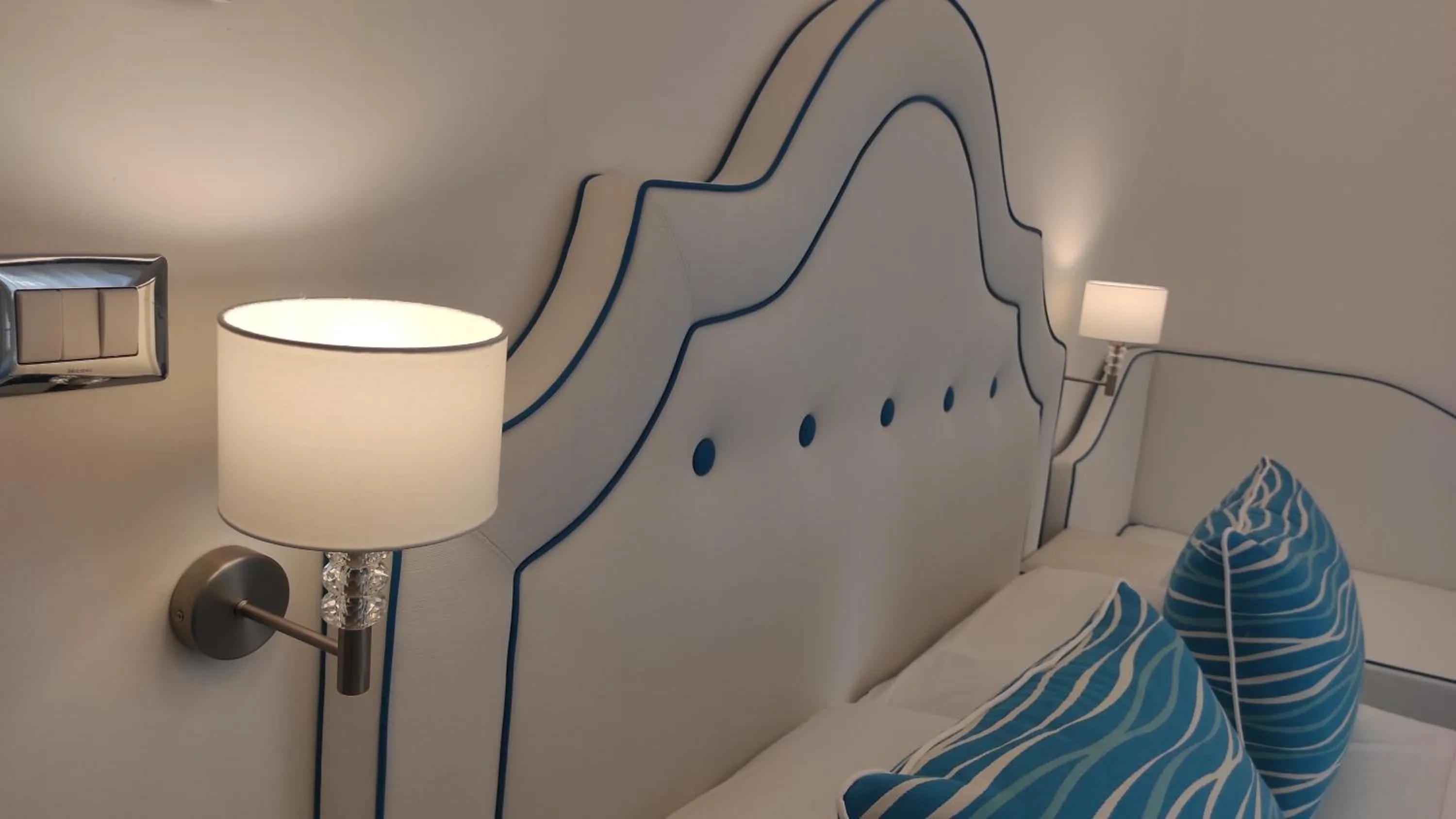 Decorative detail in Albergo S. Andrea