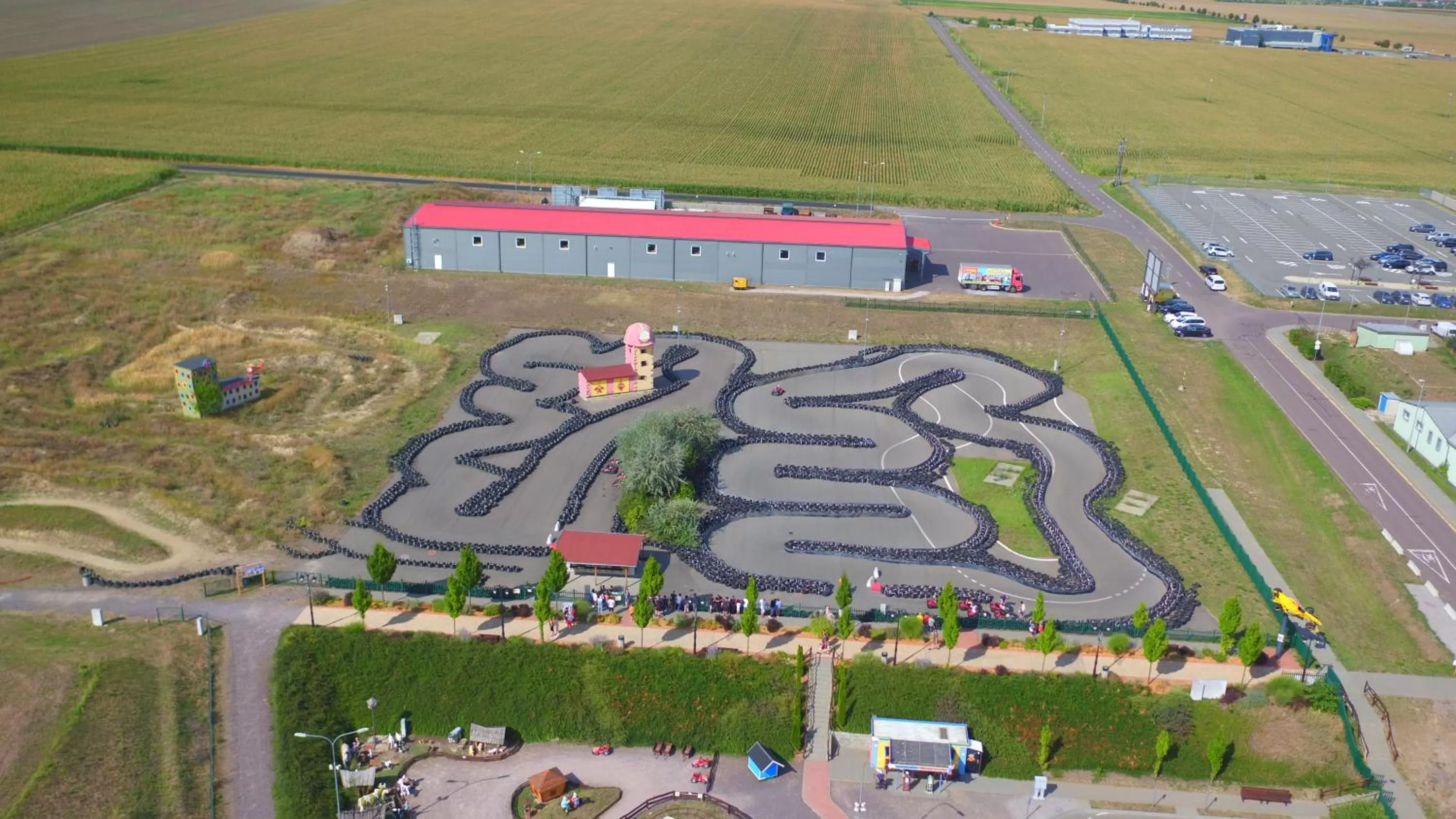 View (from property/room), Bird's-eye View in Jukebox Hotel