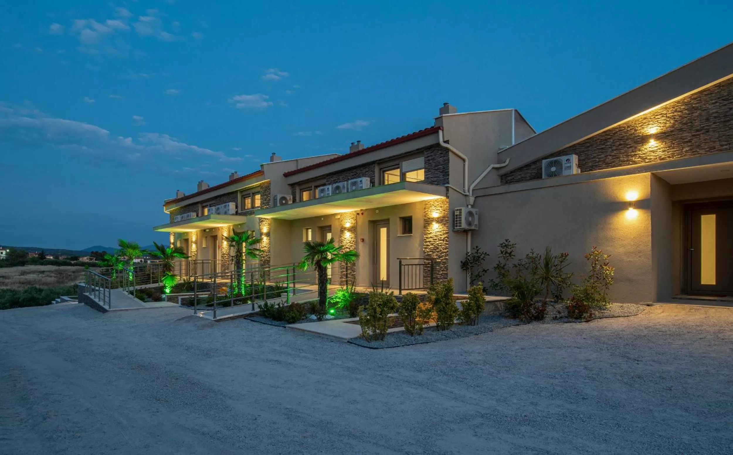 Property building in Villa Sara