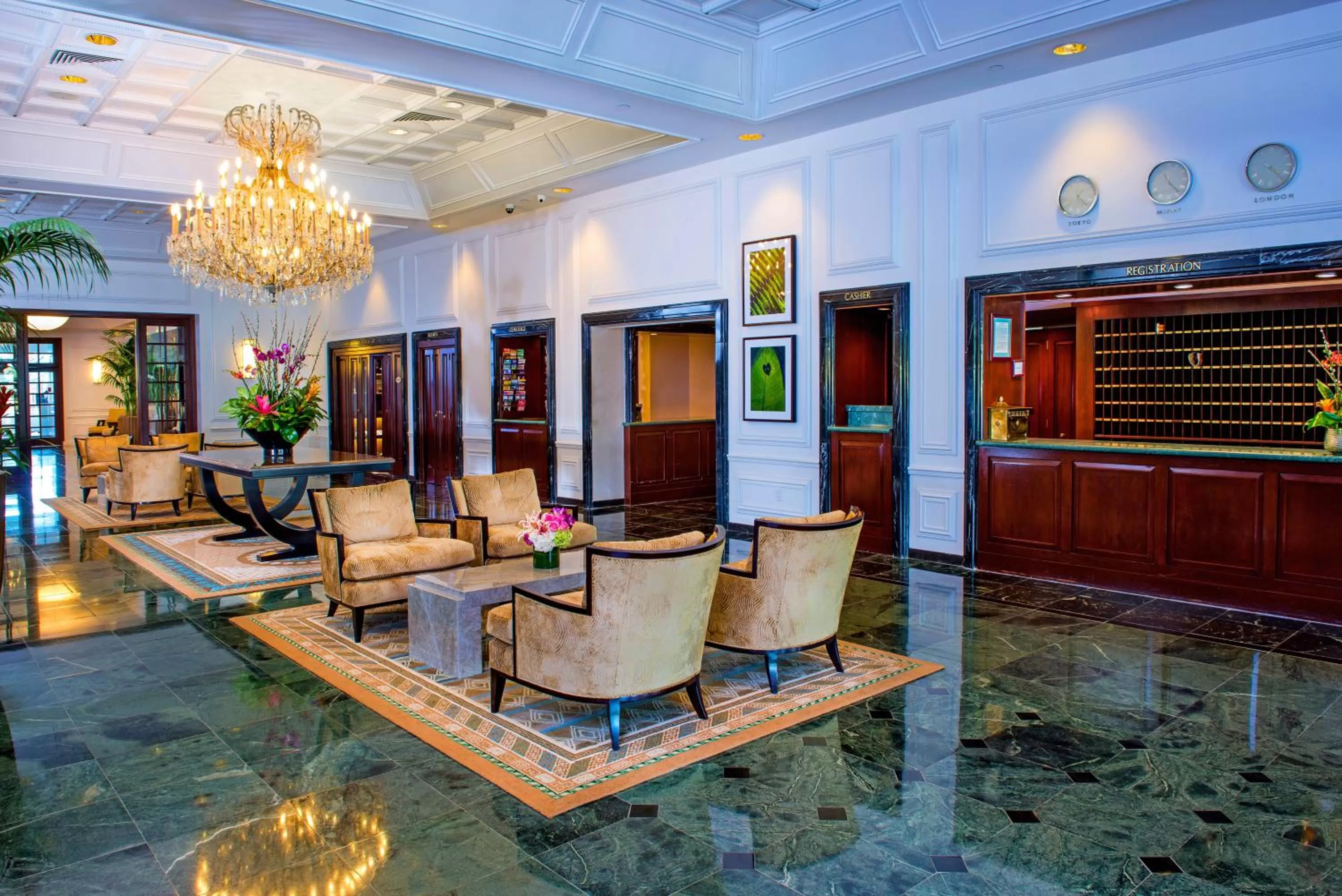 Lobby or reception in Sea View Hotel