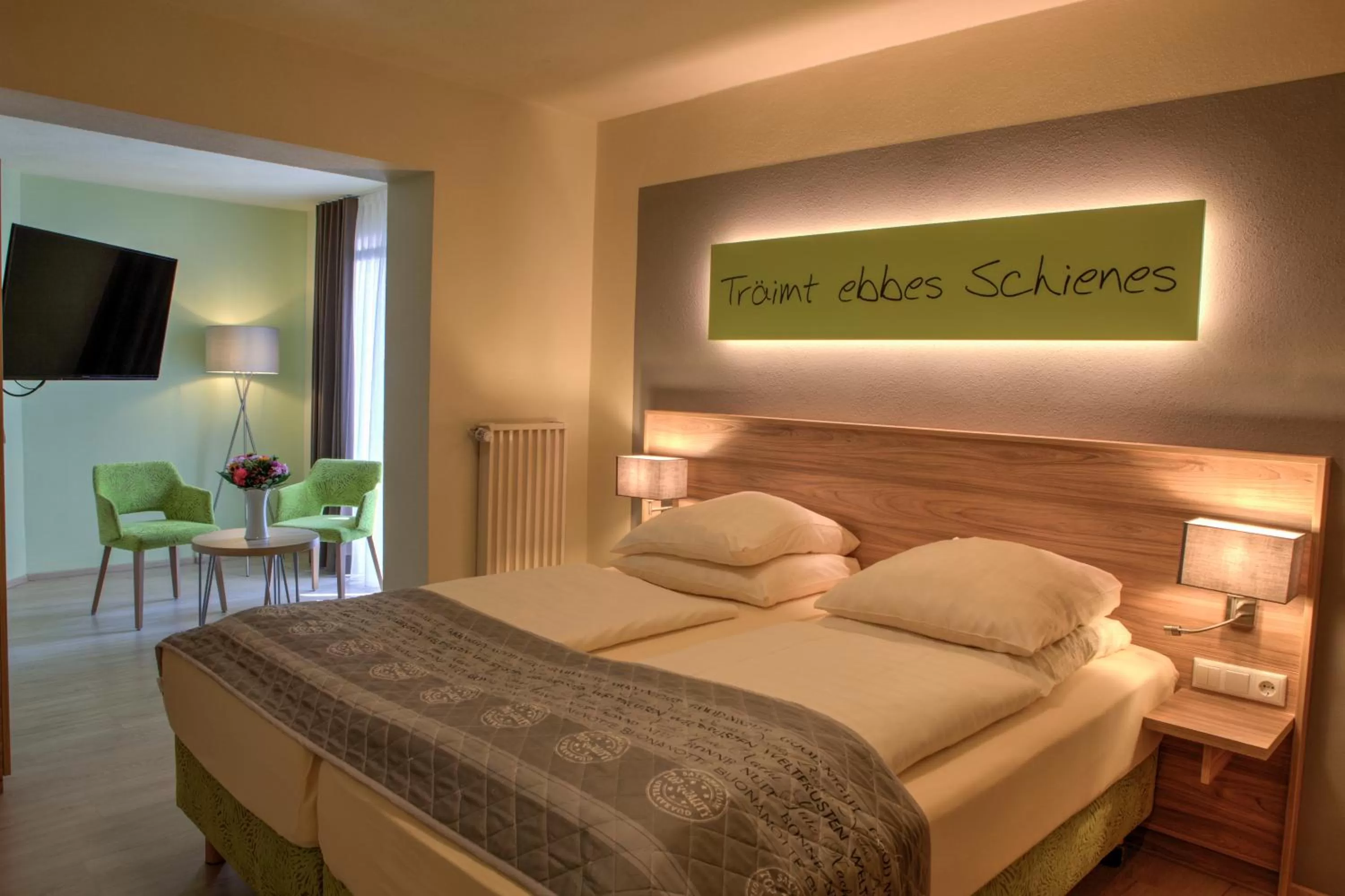 Photo of the whole room, Bed in Moselromantik Hotel Am Panoramabogen