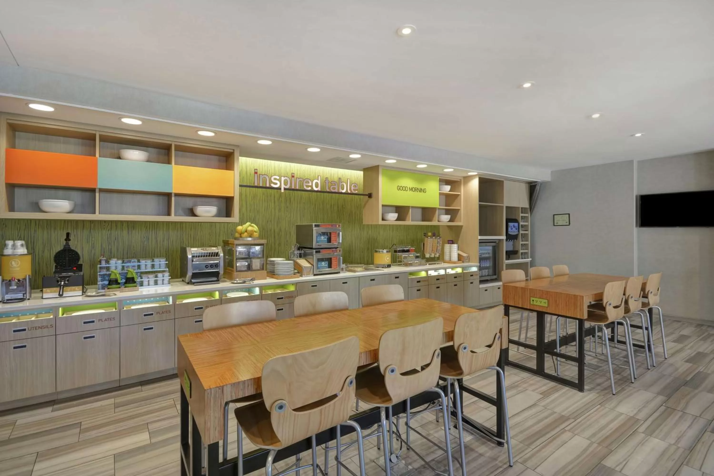 Breakfast in Home2 Suites By Hilton Clarksville Louisville North