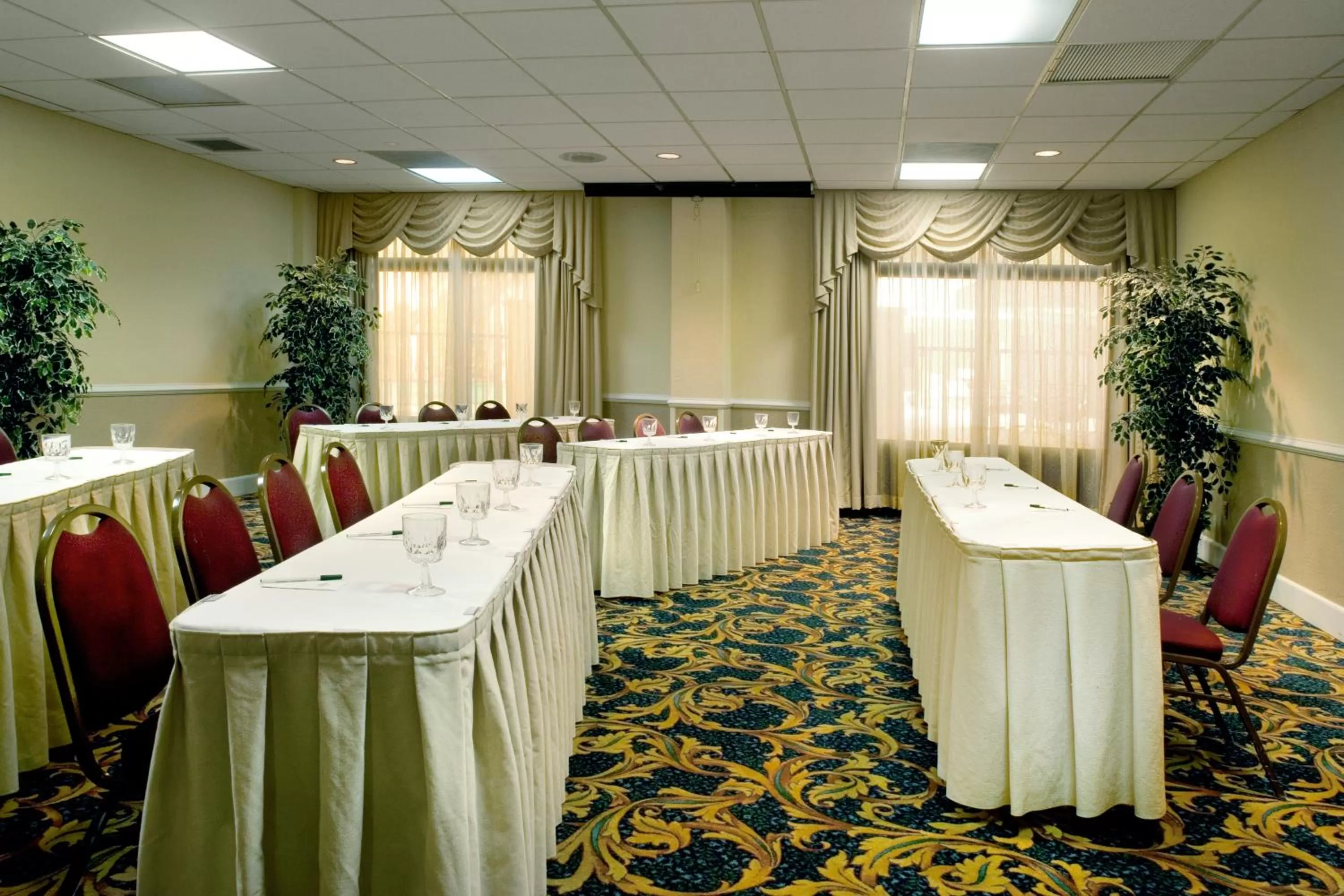 Meeting/conference room in Holiday Inn Port St. Lucie by IHG