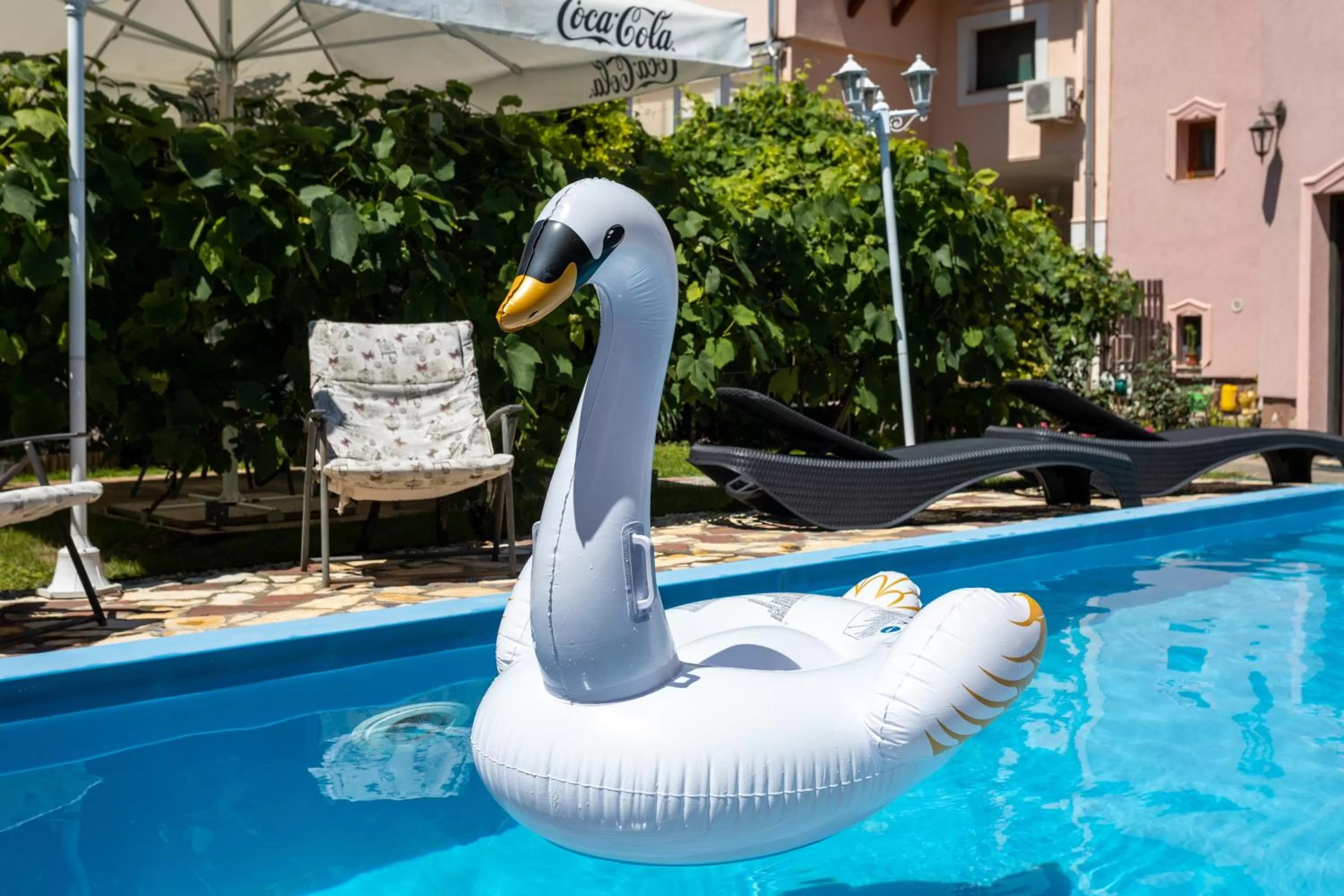 Swimming pool in Illés Hotel