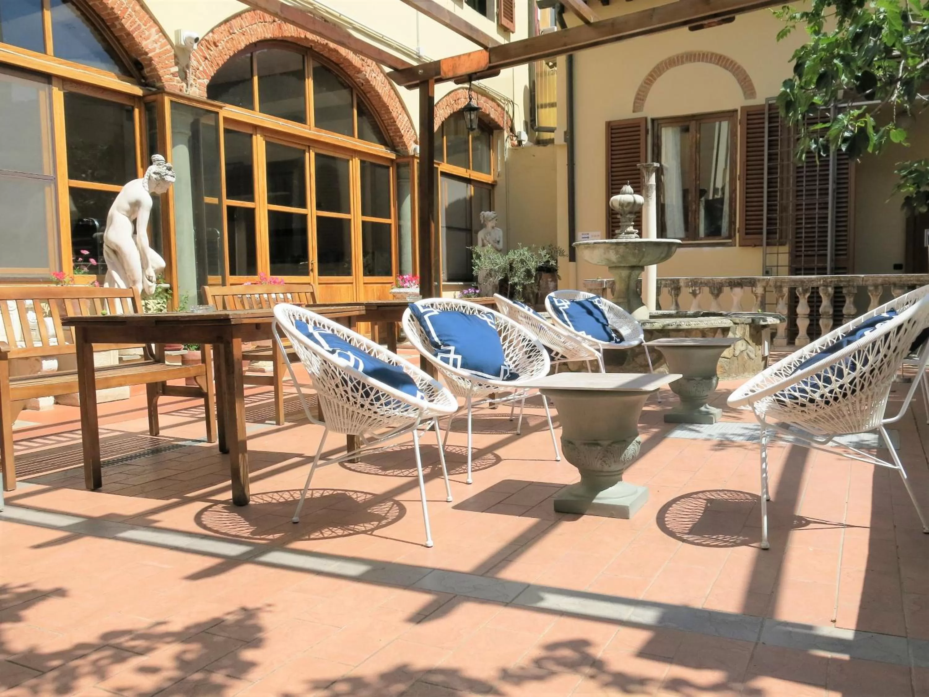 Balcony/Terrace in Hostel Archi Rossi