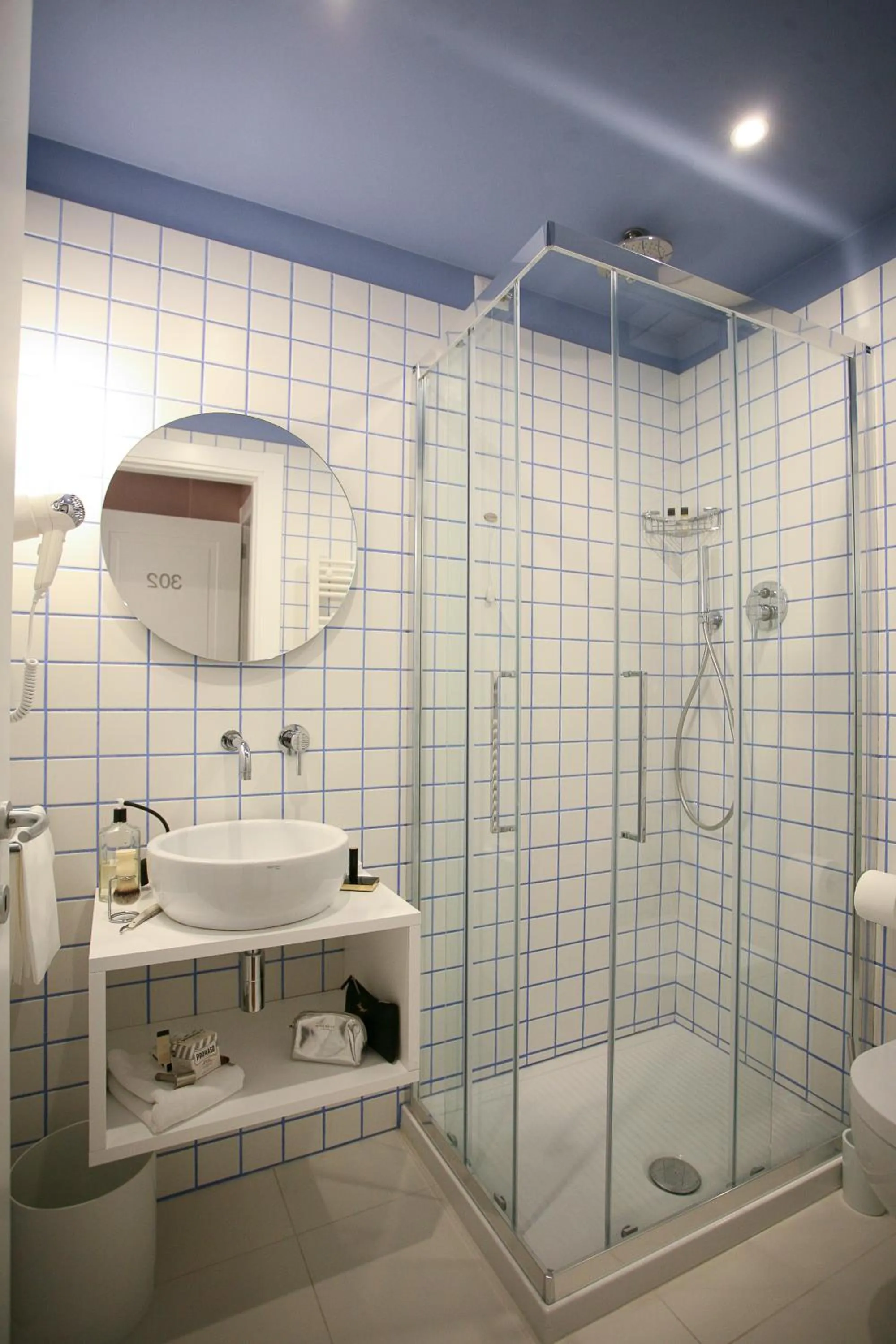 Shower in Hotel Il Sole