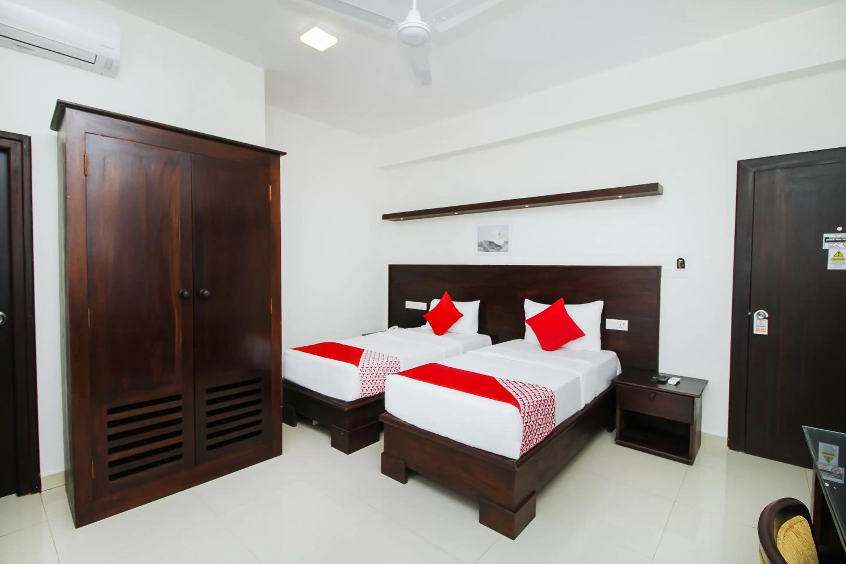 Bedroom, Bed in Hotel Nelly Marine