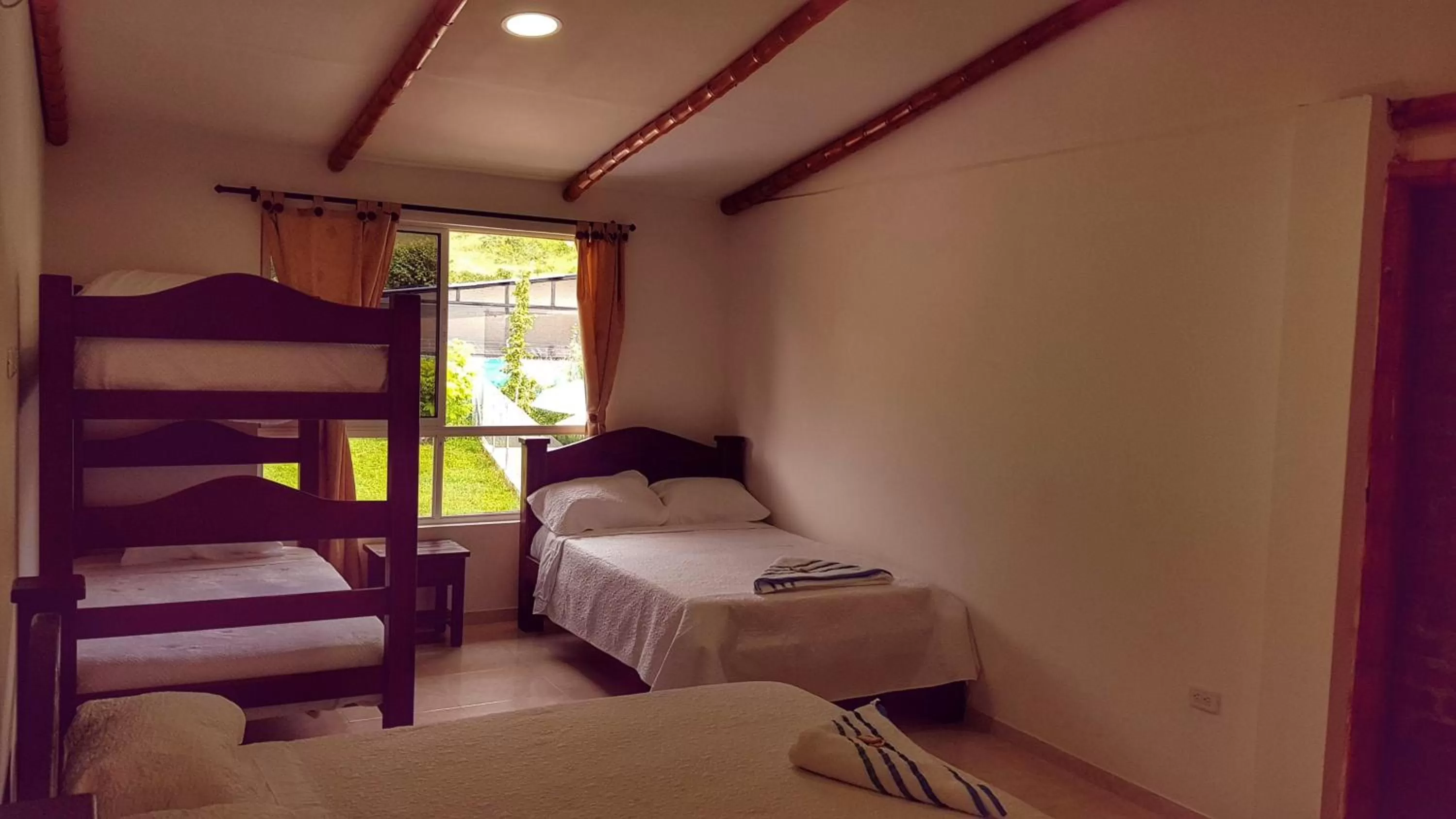 Bed in Dedalos Fly House