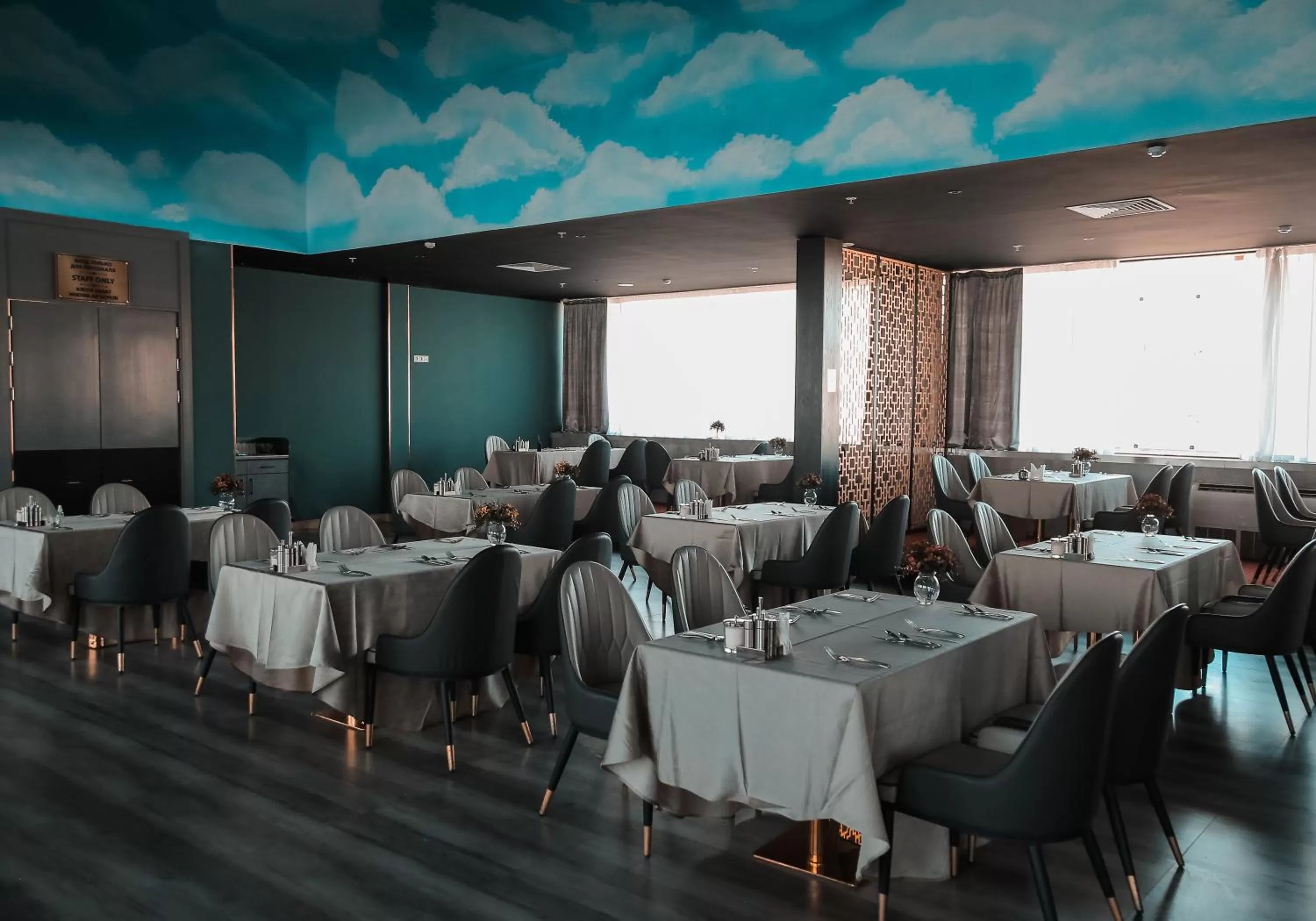 Breakfast, Restaurant/Places to Eat in Sahid Zarafshon