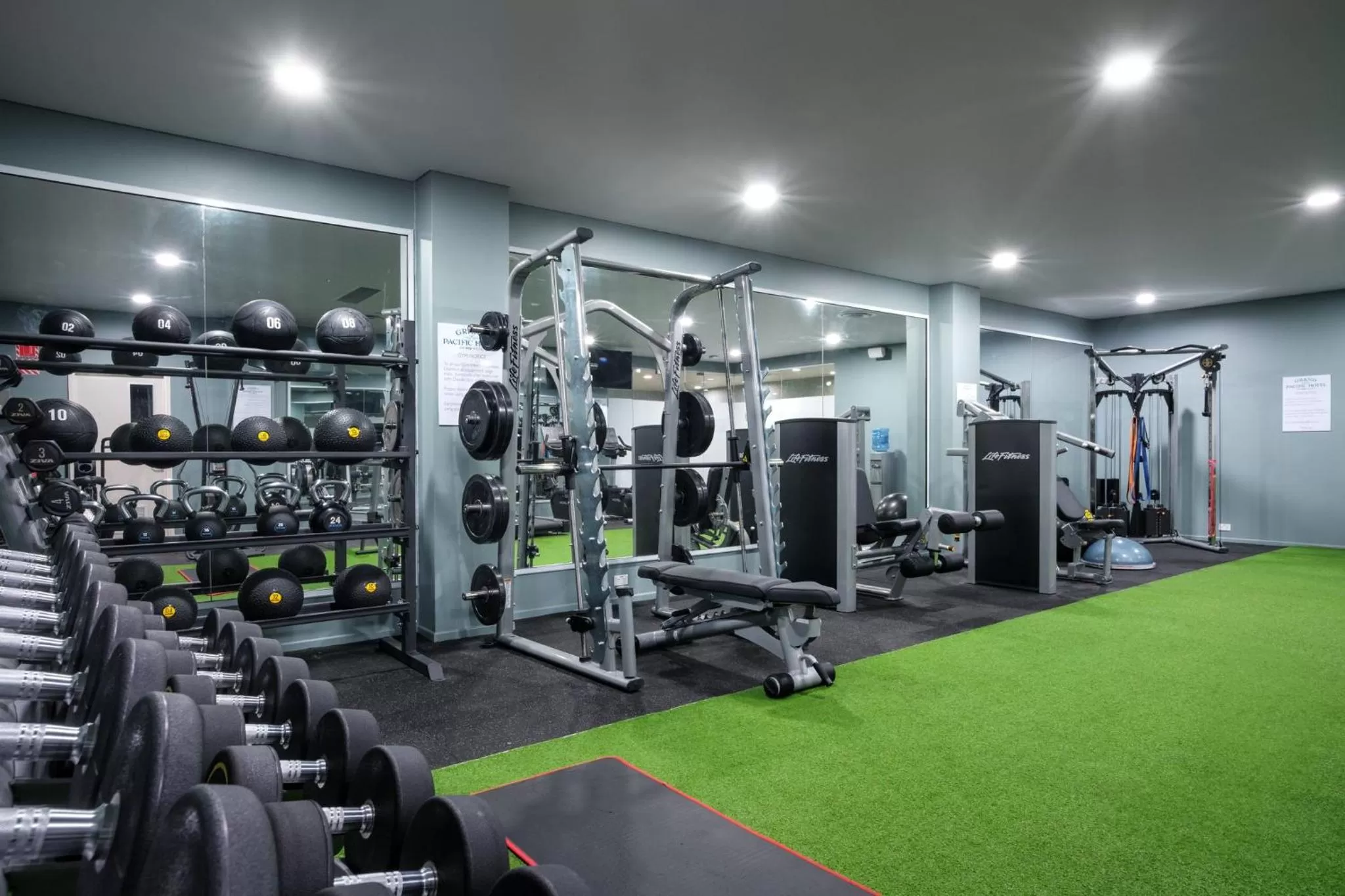 Fitness centre/facilities in Grand Pacific Hotel