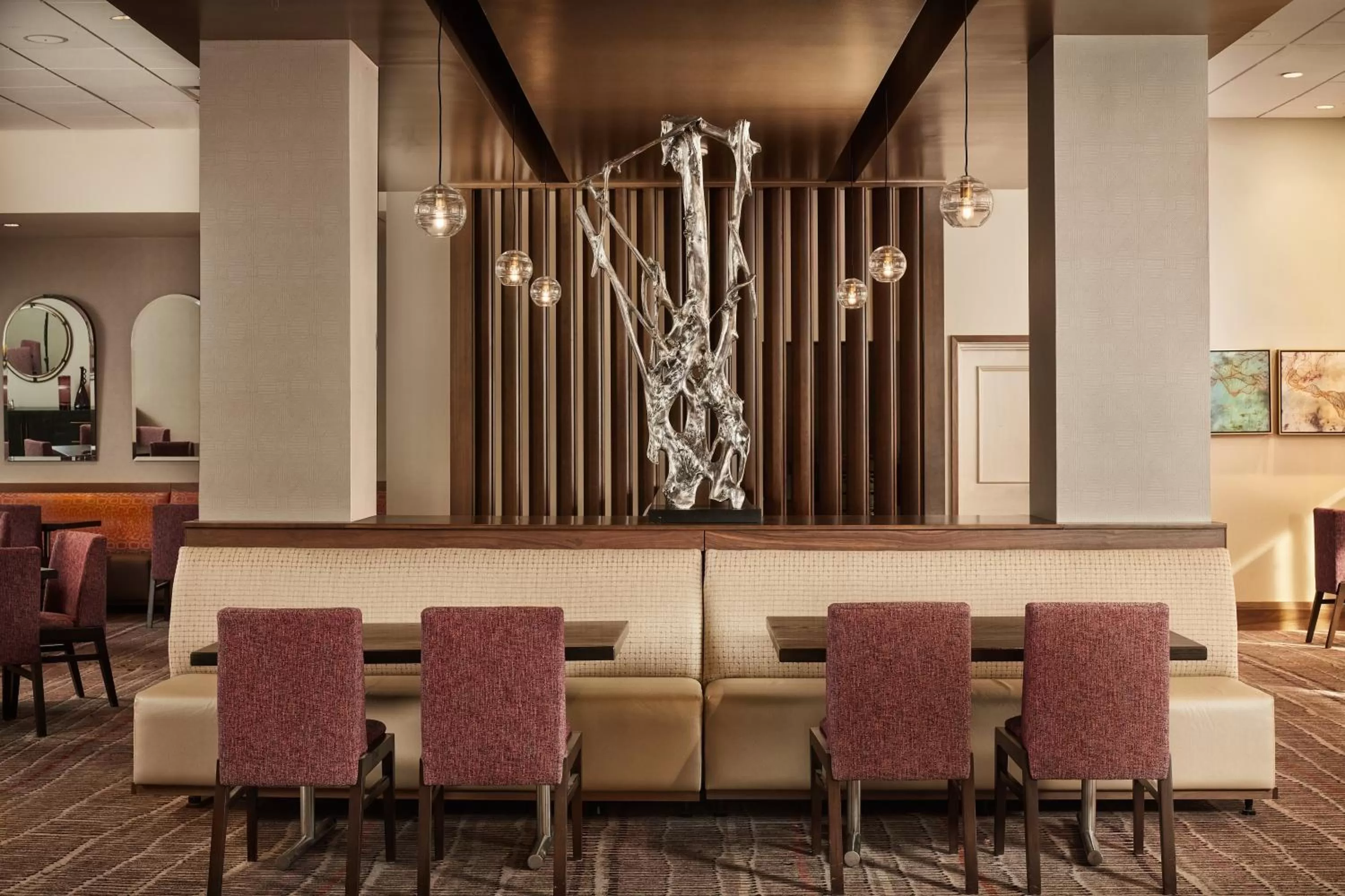 Restaurant/places to eat in Crowne Plaza Dallas Market Ctr - Love Field, an IHG Hotel