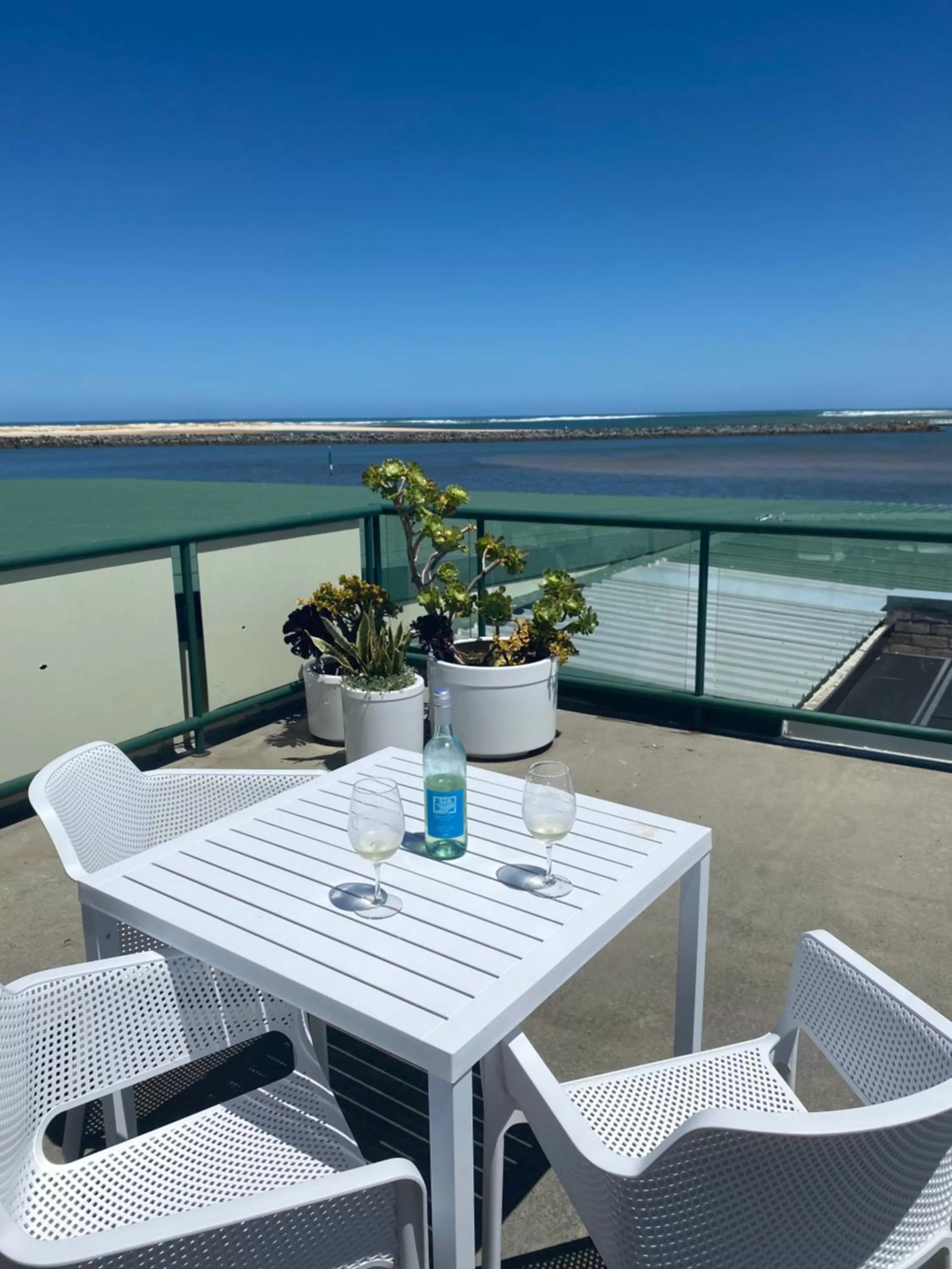 View (from property/room), Balcony/Terrace in Harrington Hotel