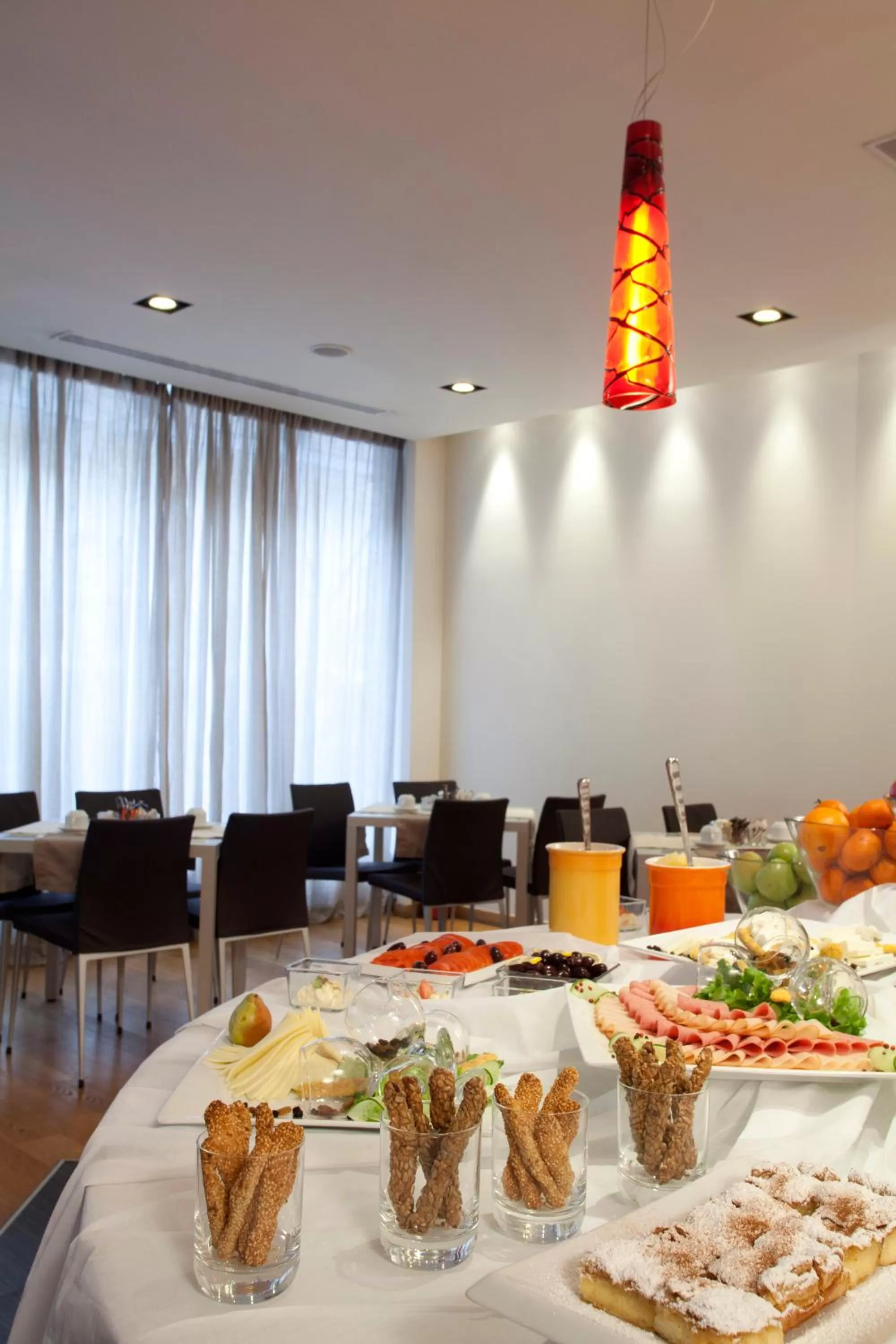 Restaurant/places to eat in Domotel Olympia