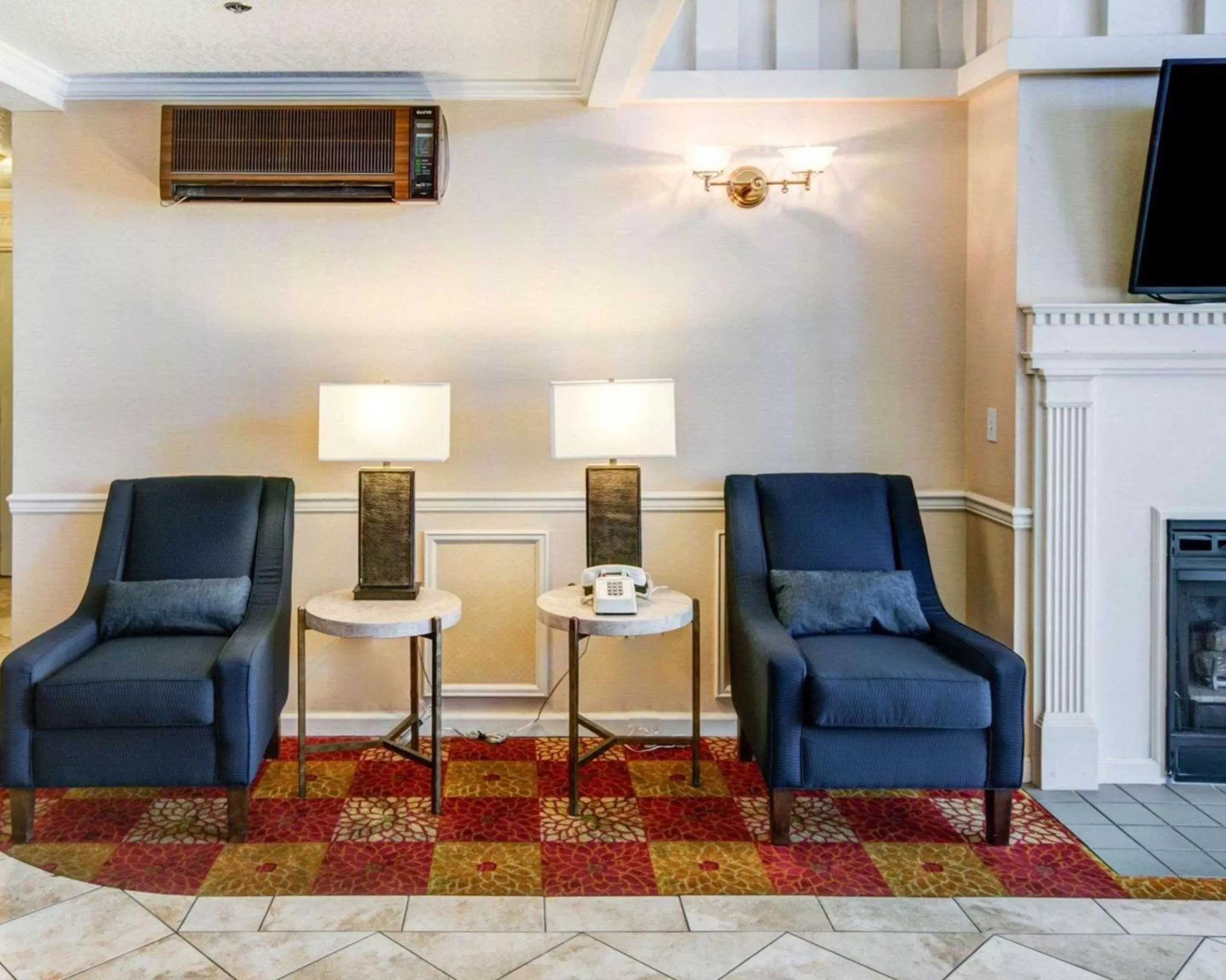 Lobby or reception in Comfort Inn Redding Near I-5