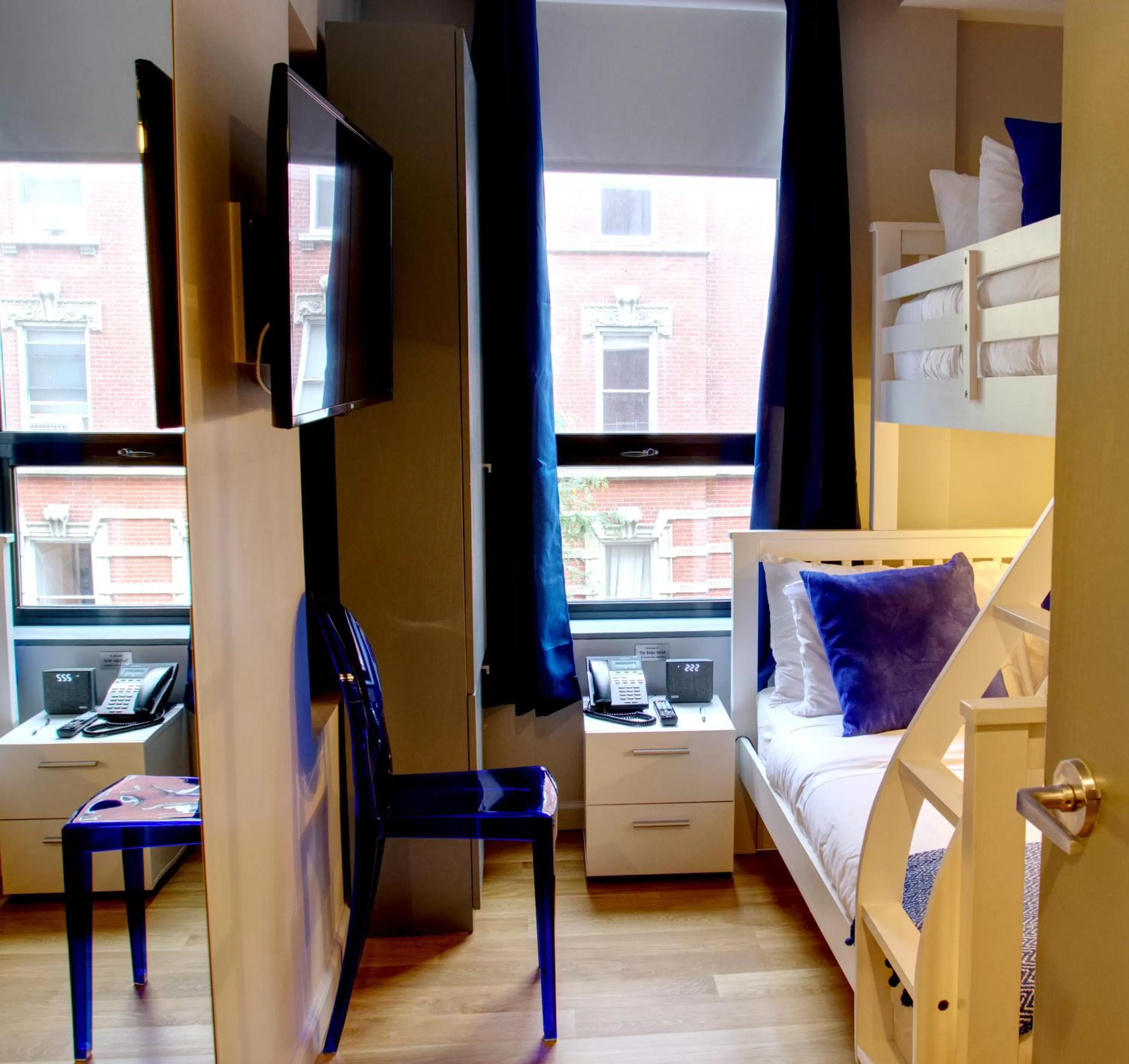 bunk bed, Bed in The Ridge