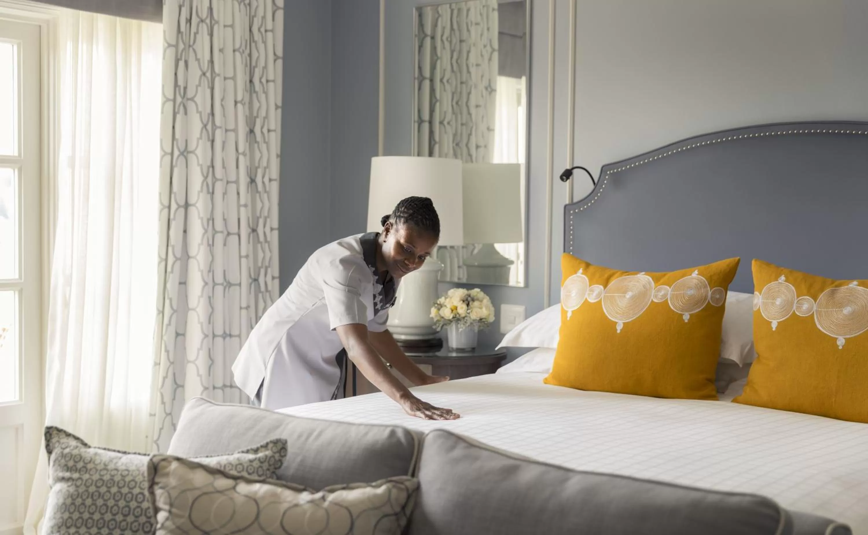 Bedroom, Bed in Four Seasons Hotel The Westcliff