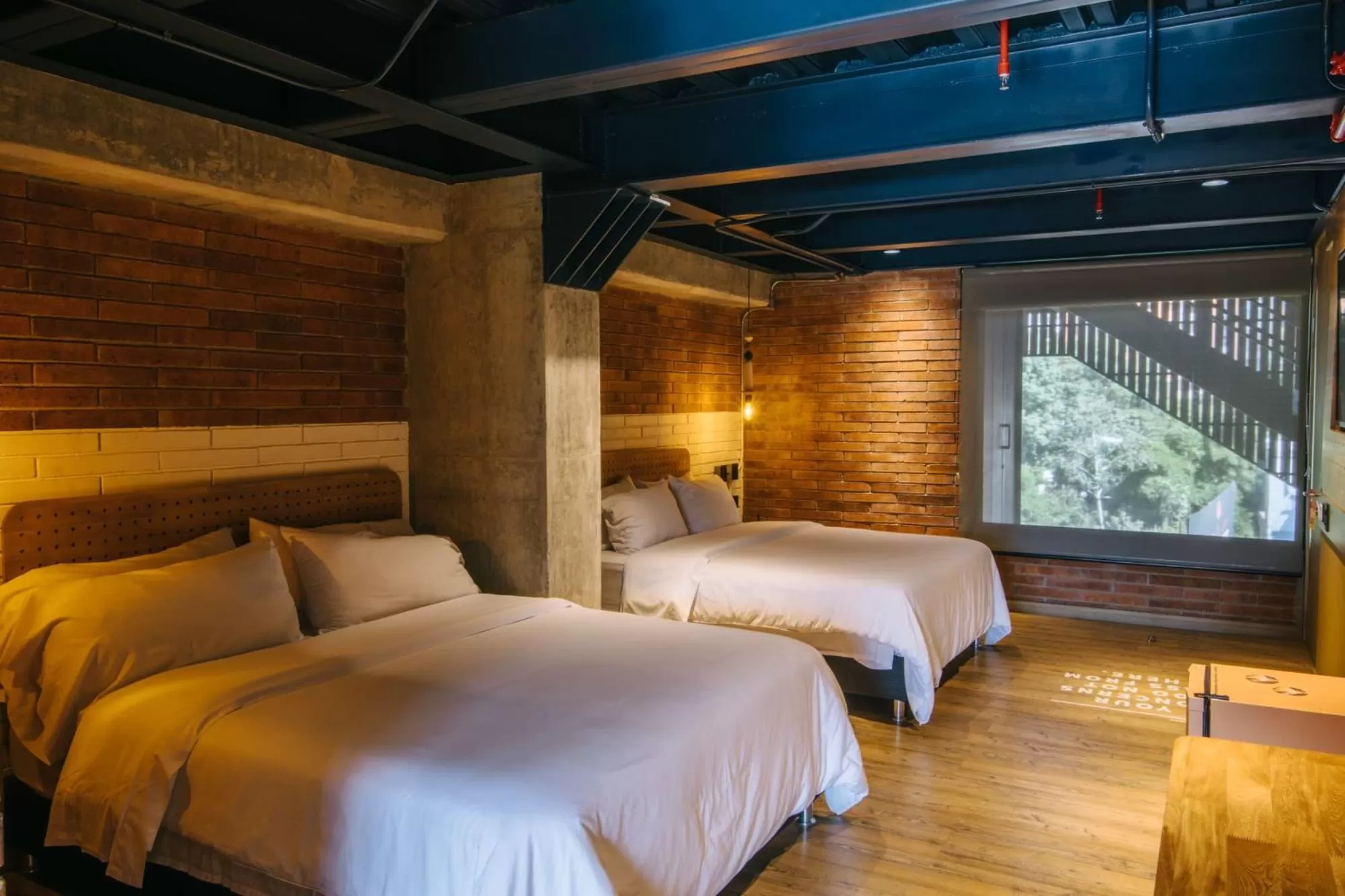 Bedroom, Bed in The Somos Beats Hotel & Rooftop