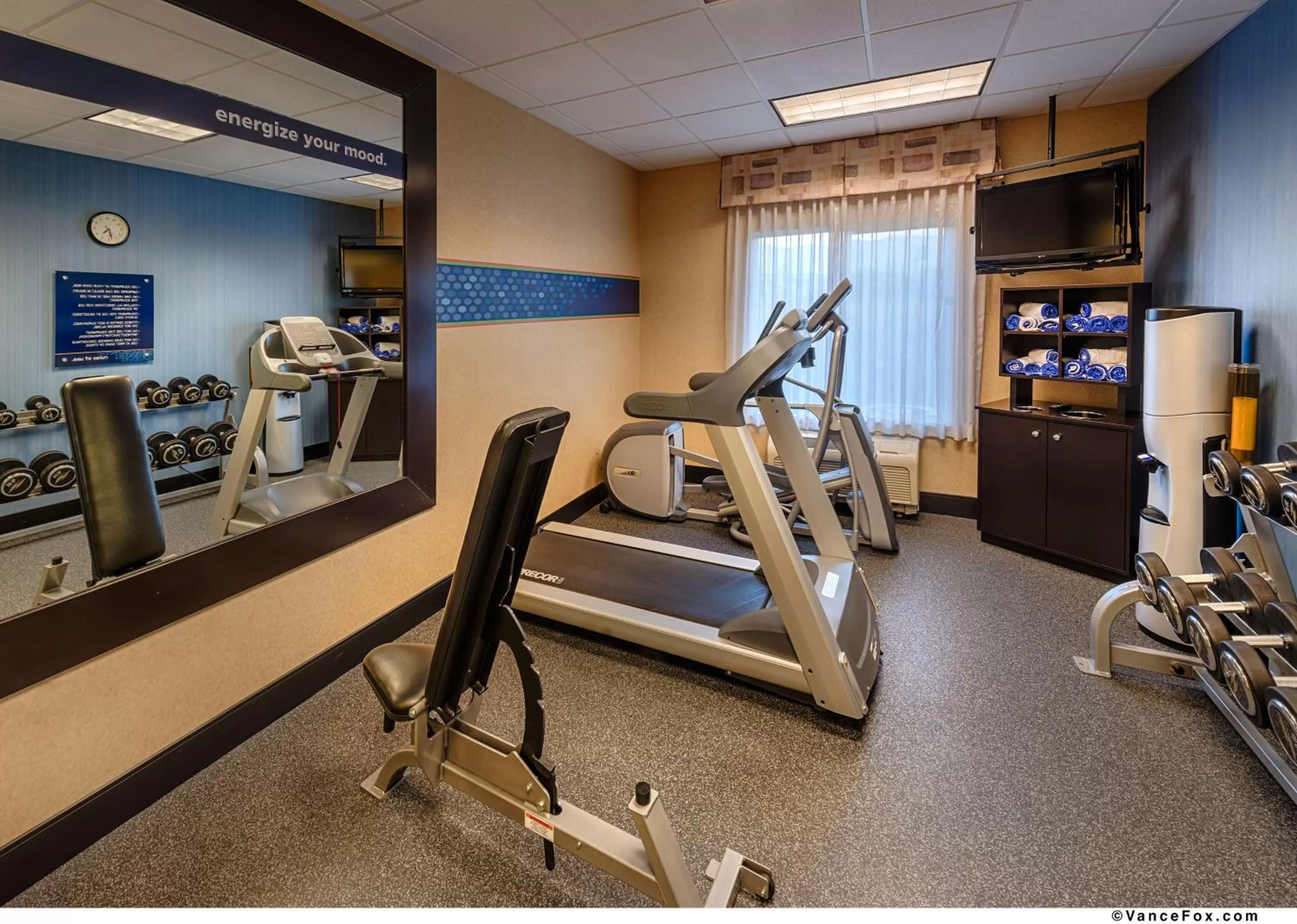 Fitness centre/facilities in Hampton Inn & Suites Reno