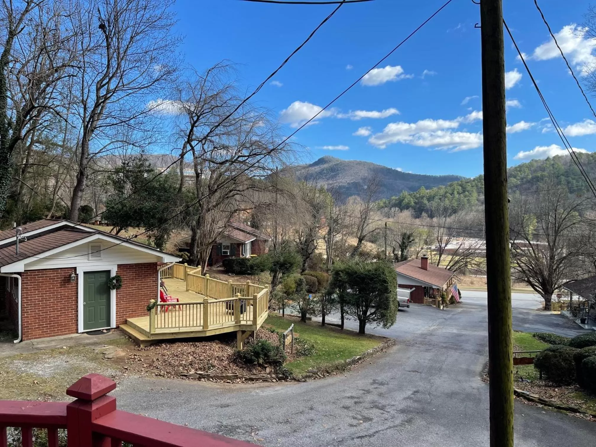 One-Bedroom Cottage in Mountain Aire Cottages, Inn, & Glamping