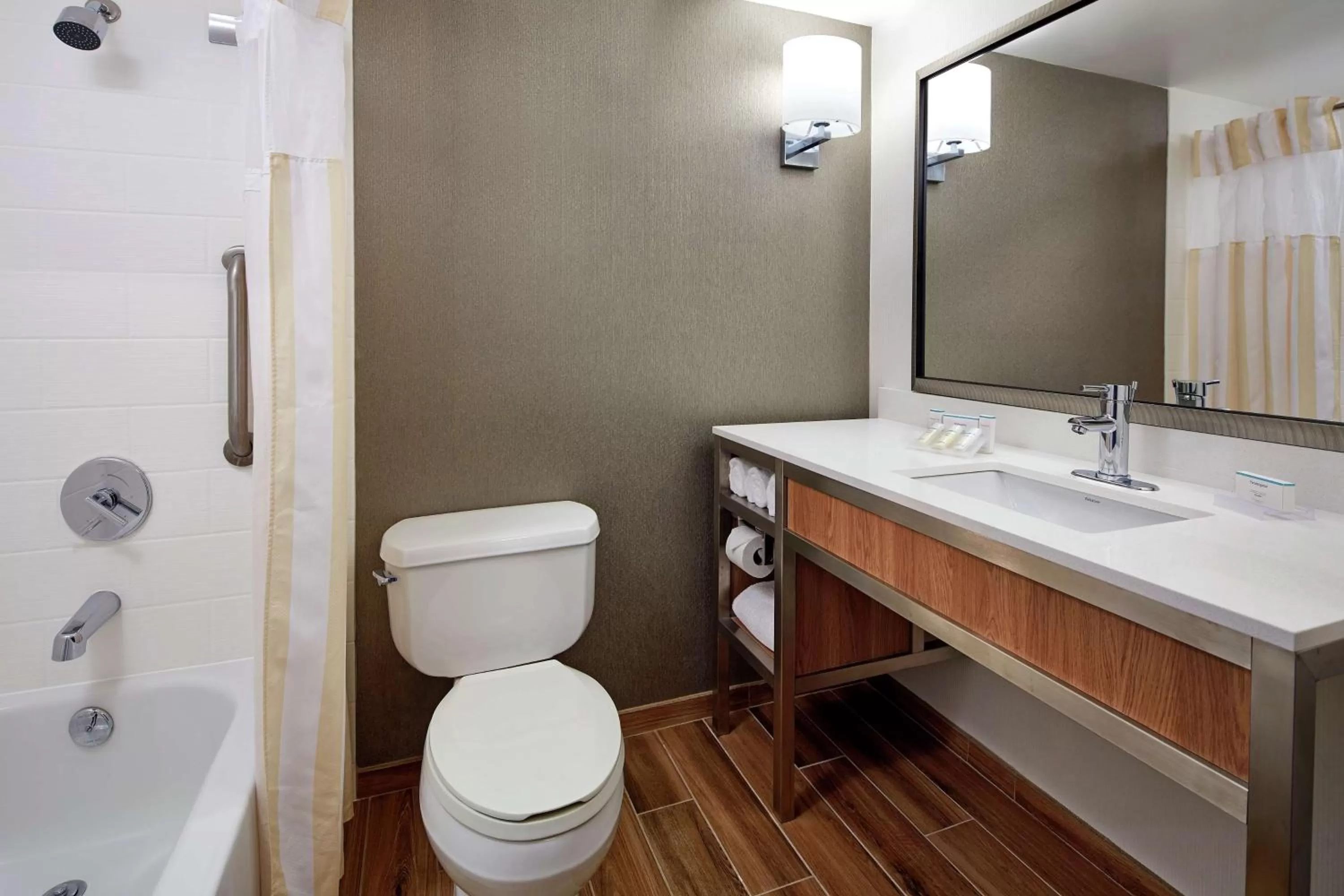 Bathroom in Hilton Garden Inn Portland Lake Oswego