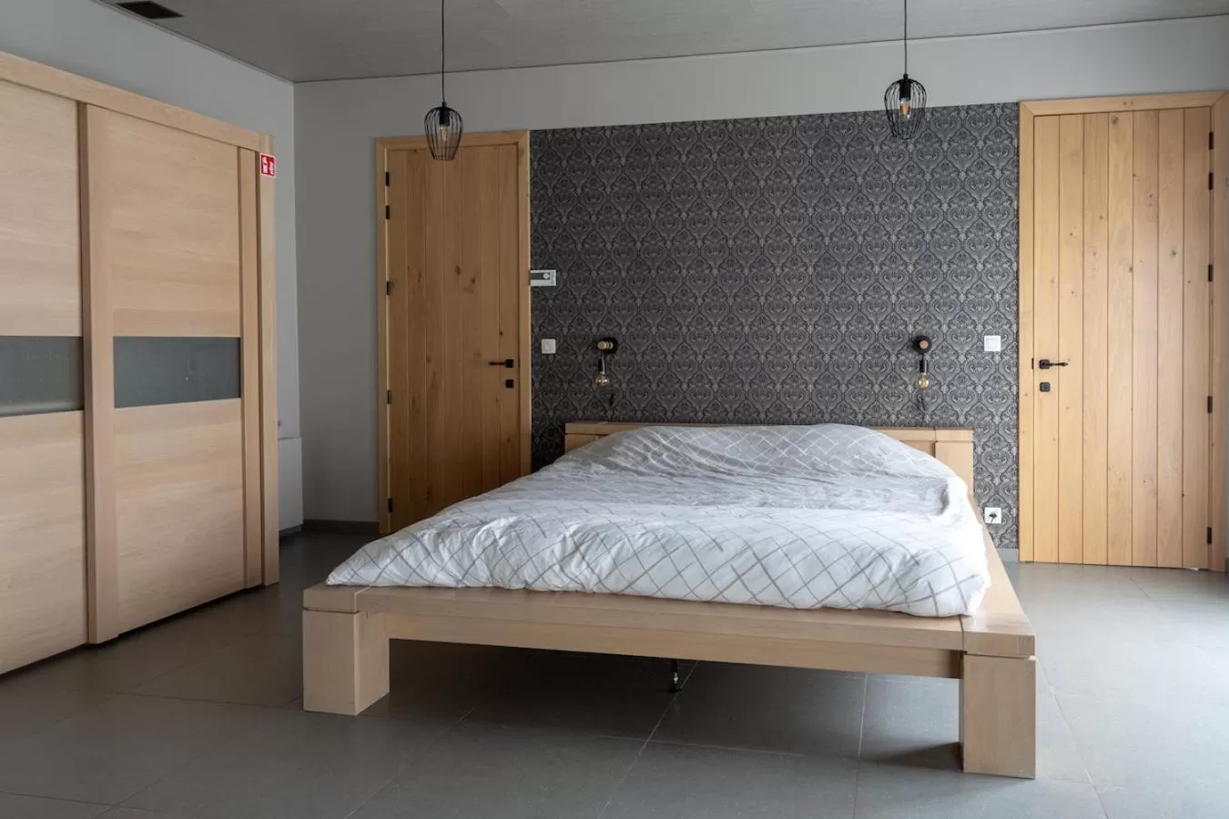 Bed in Oud Gemeentehuis