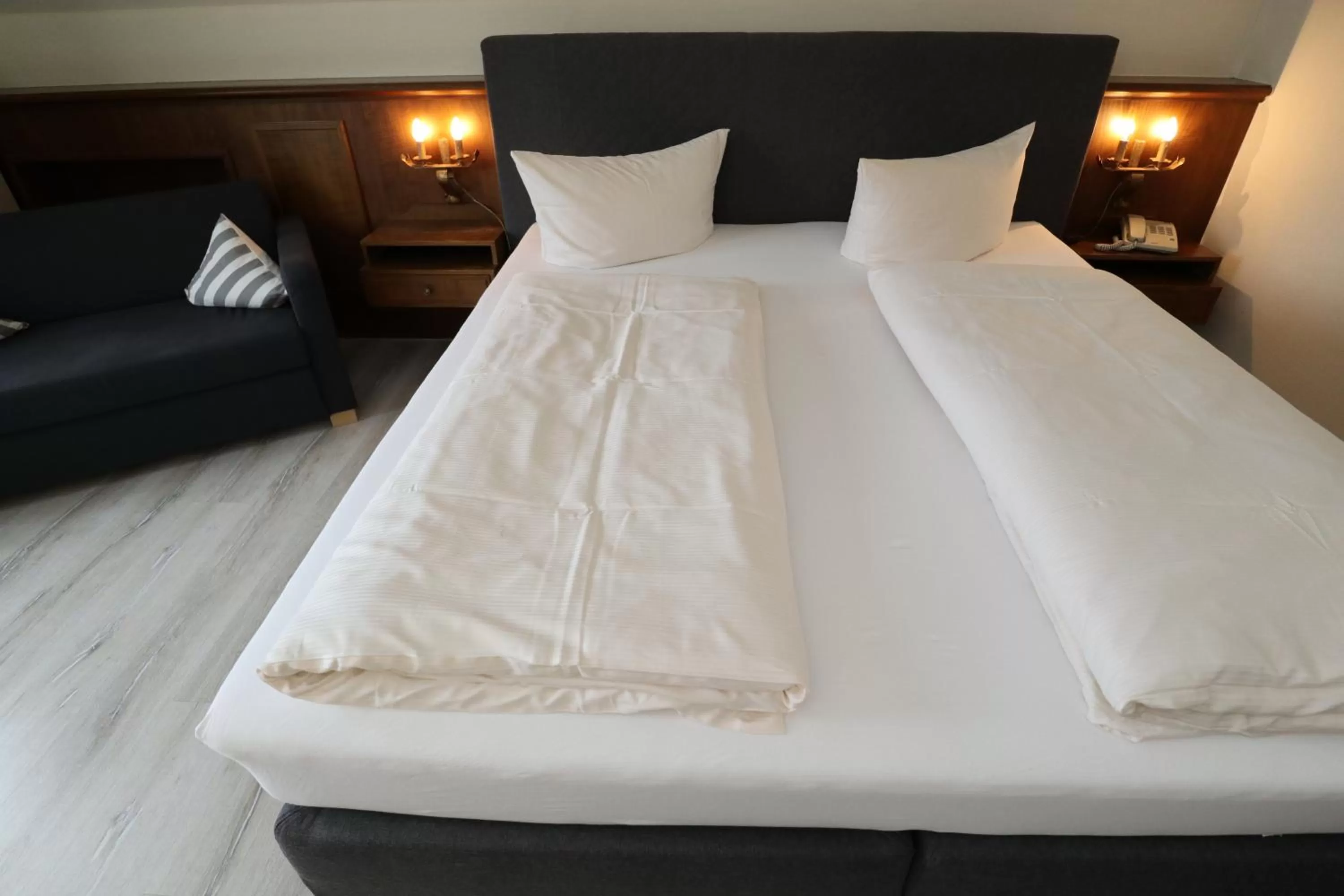 Bed in Schwarzwaldhotel Stollen