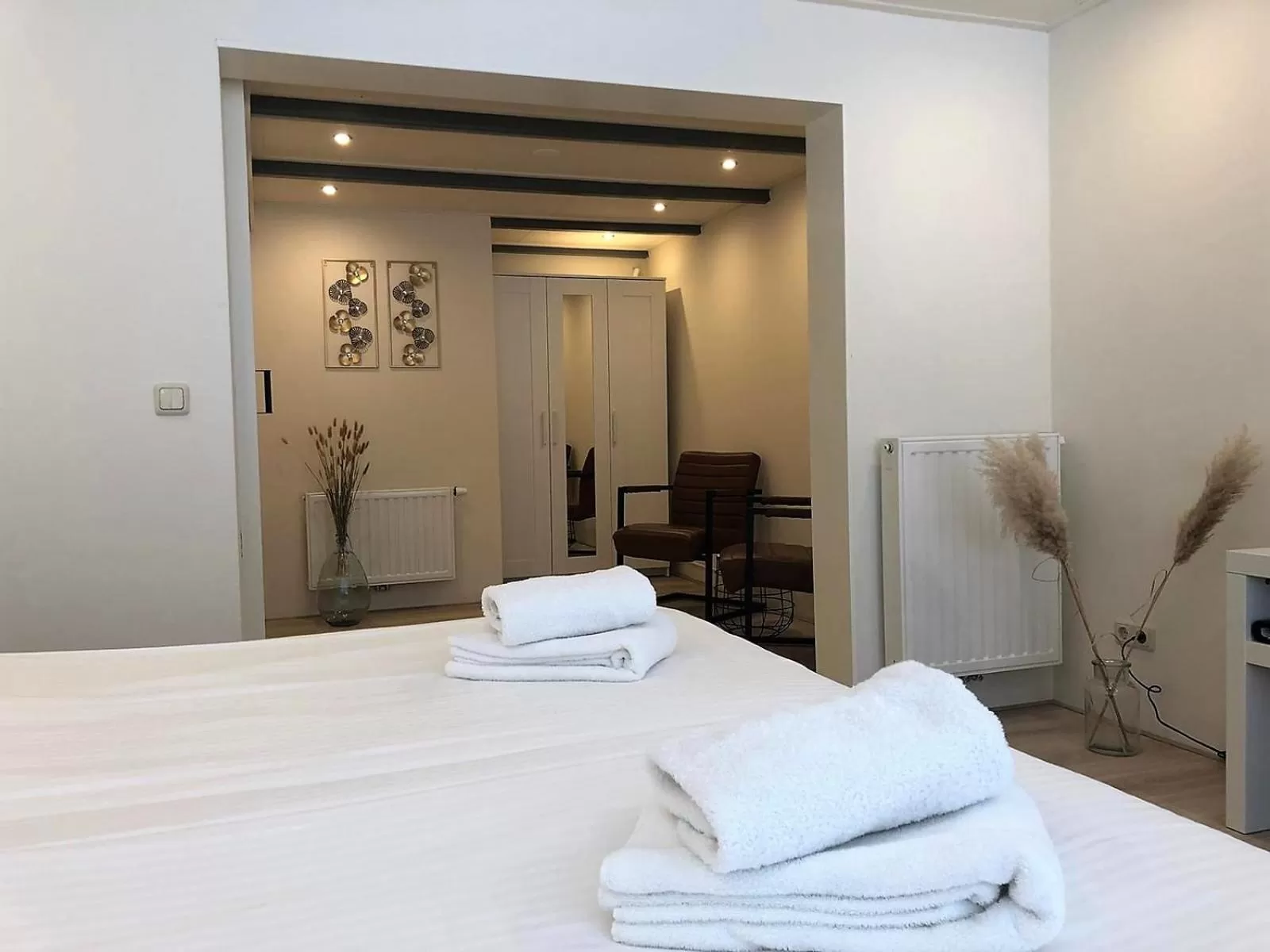 Bed in Hotel-Restaurant De Walvisvaarder