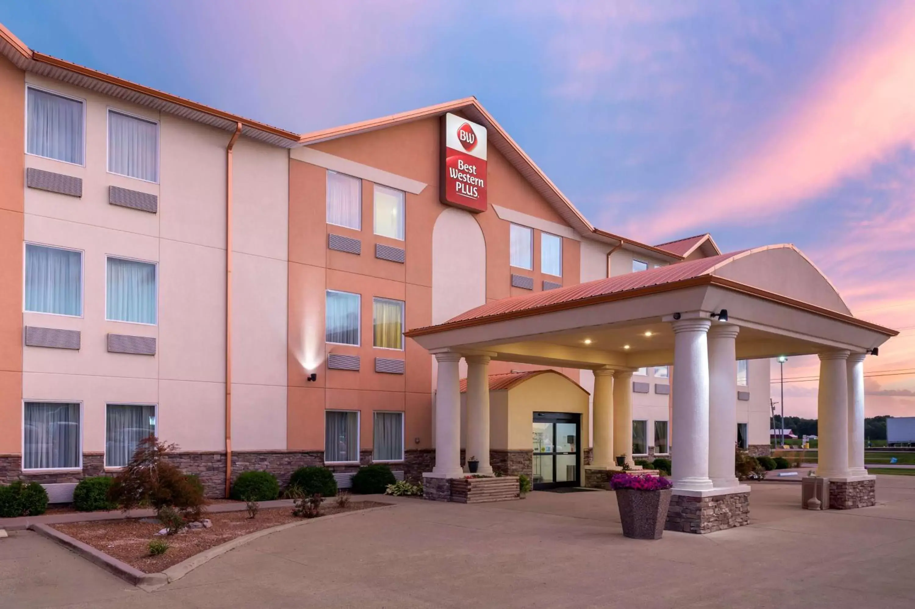 Best Western Plus Covered Bridge Inn Best Western Plus Covered Bridge Inn