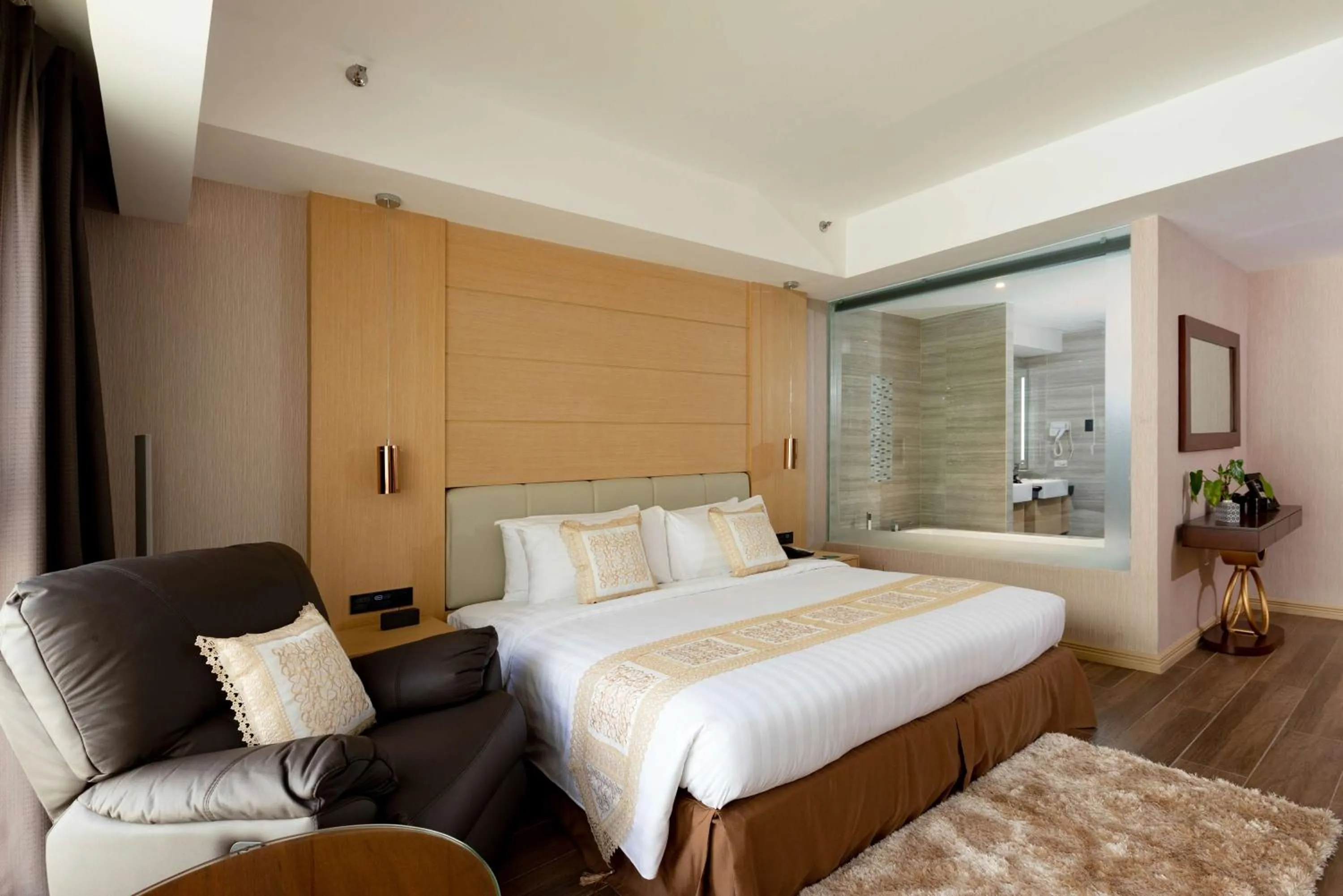 Bedroom, Bed in Best Western Plus Metro Clark