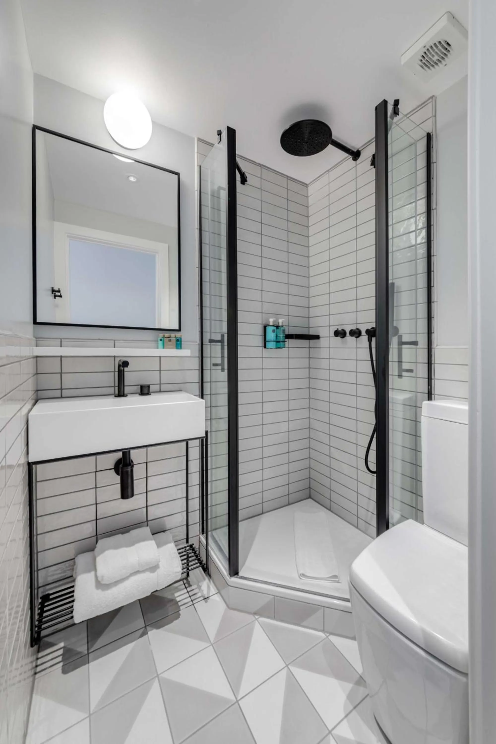 Bathroom in Best Western The Boltons