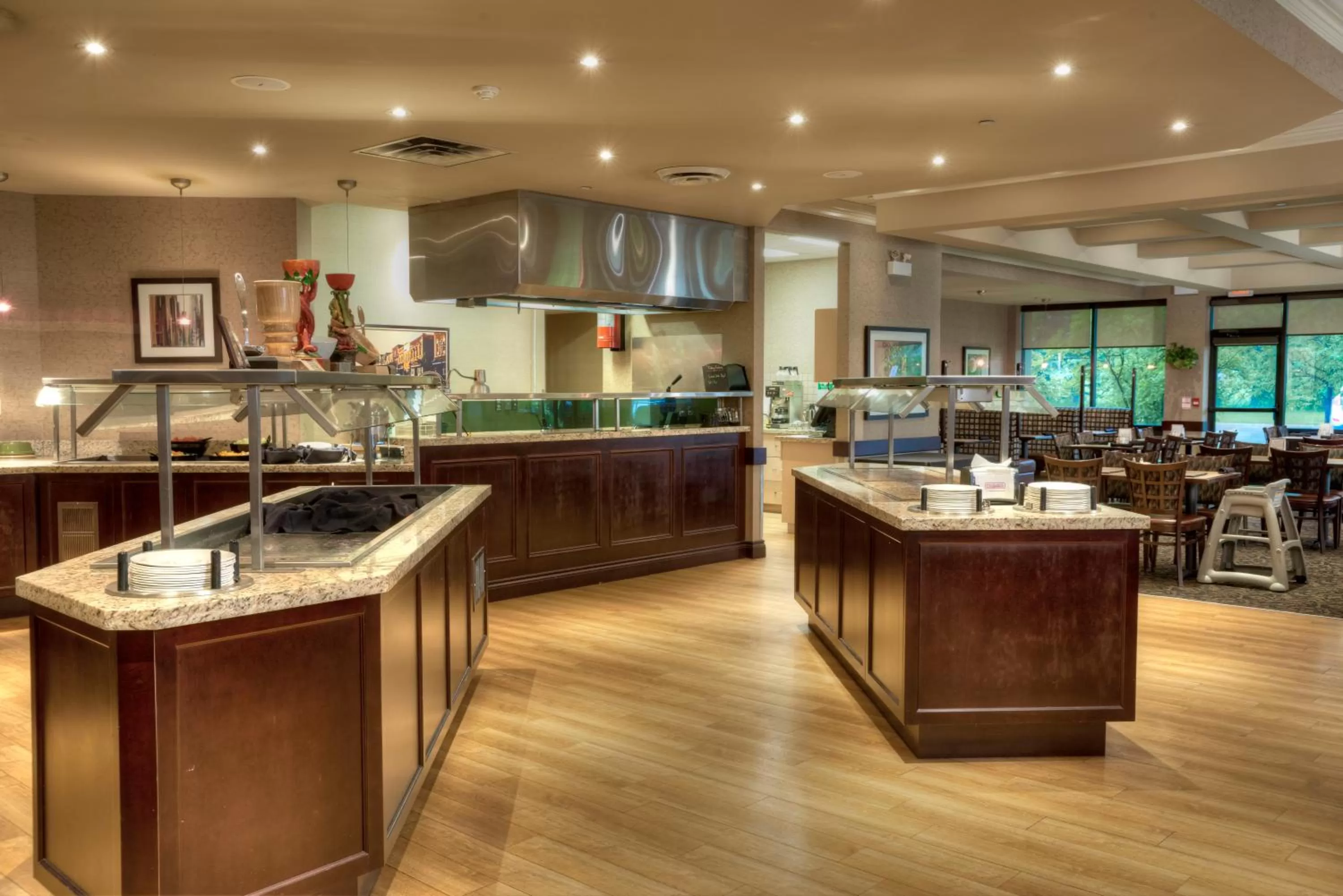 Restaurant/places to eat in Best Western Brantford Hotel and Conference Centre